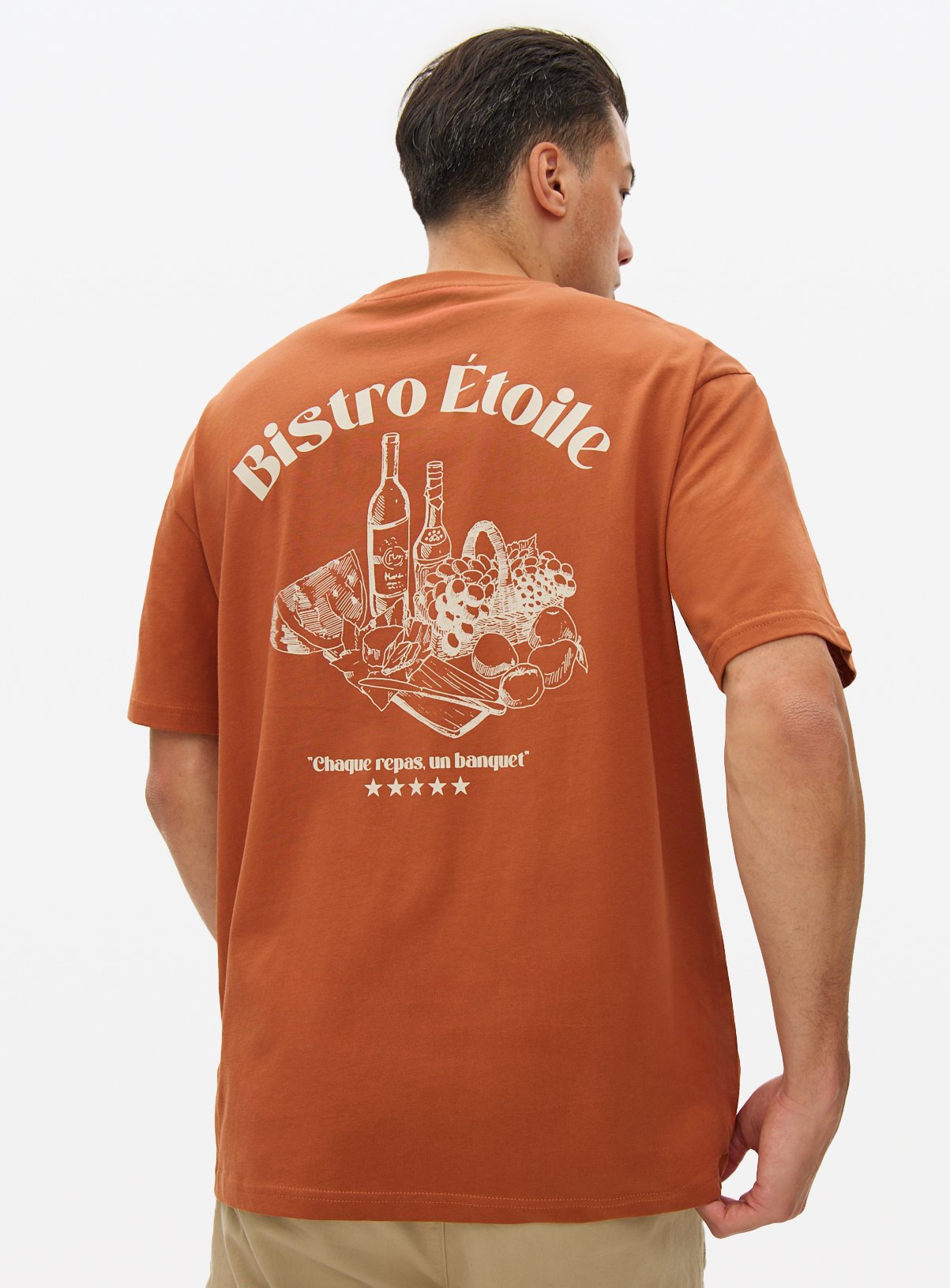 Men's Brown Bistro Etoile Graphic Relaxed T-Shirt