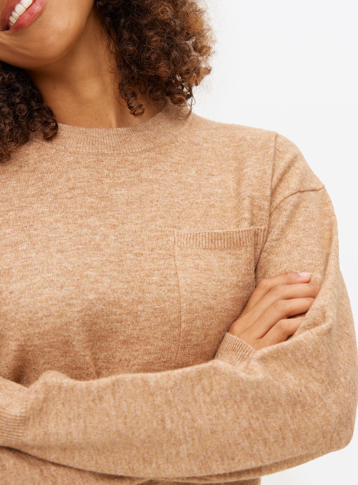 Camel Pocket Cosy Yarn Jumper 16 - Image 3 thumbnail
