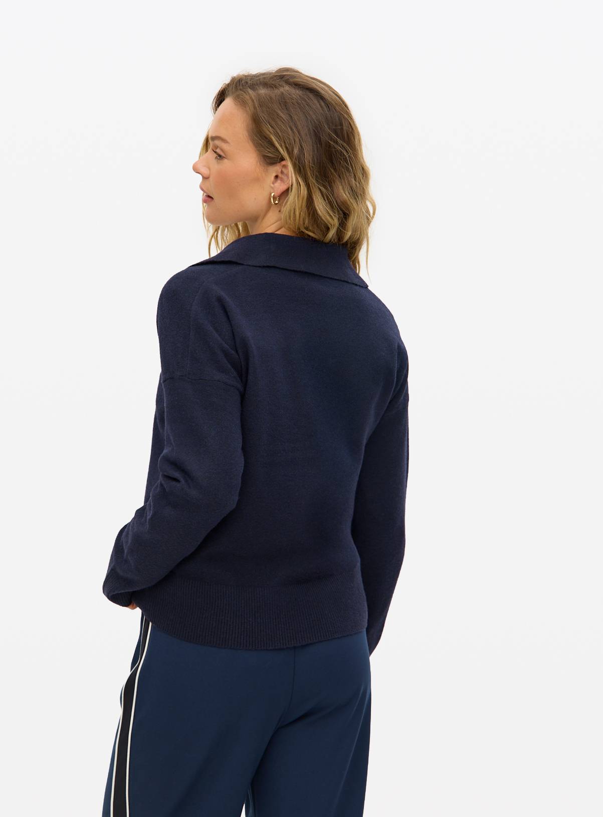 Navy Cosy Yarn Collared Jumper 8 - Image 4