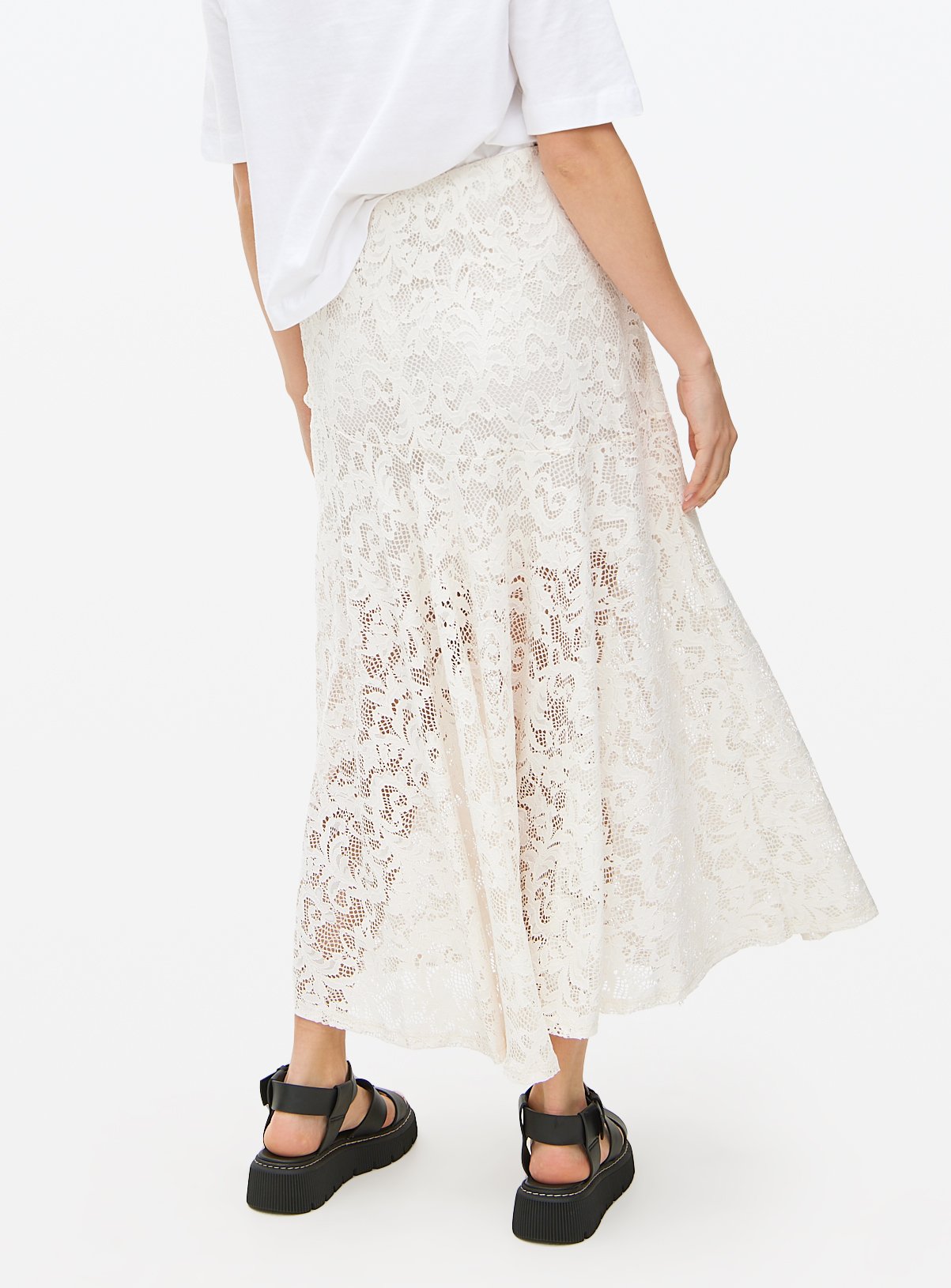 Cream Lace Maxi Skirt 14 - Image 4 thumbnail