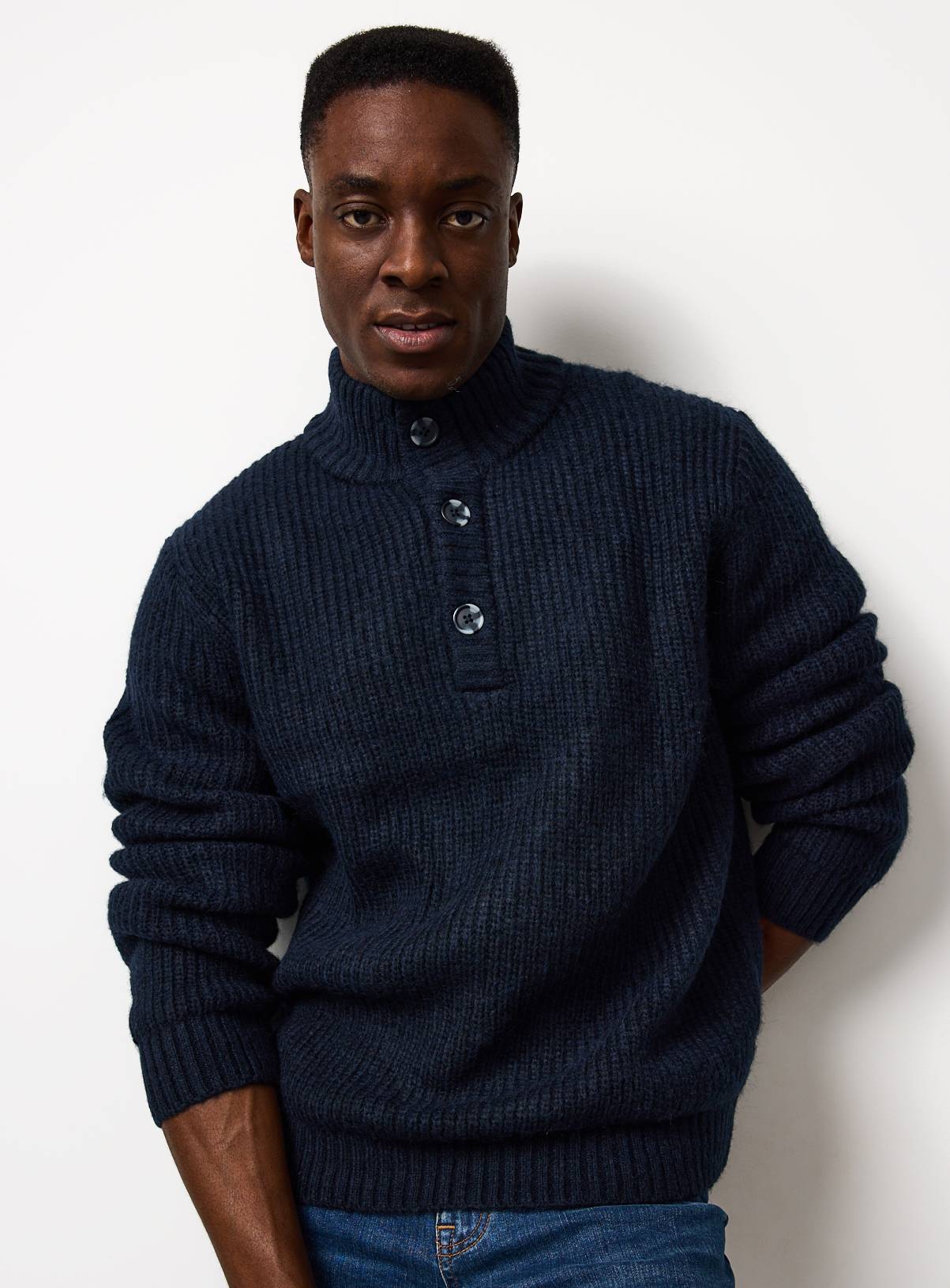 Navy Funnel Neck Knitted Jumper XXL - Image 1