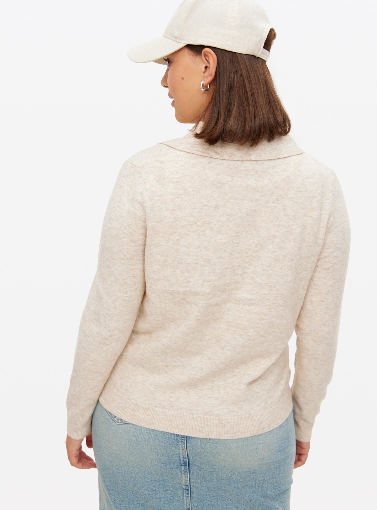 Oatmeal Cosy Collared Cardigan 14 - Image 4 thumbnail