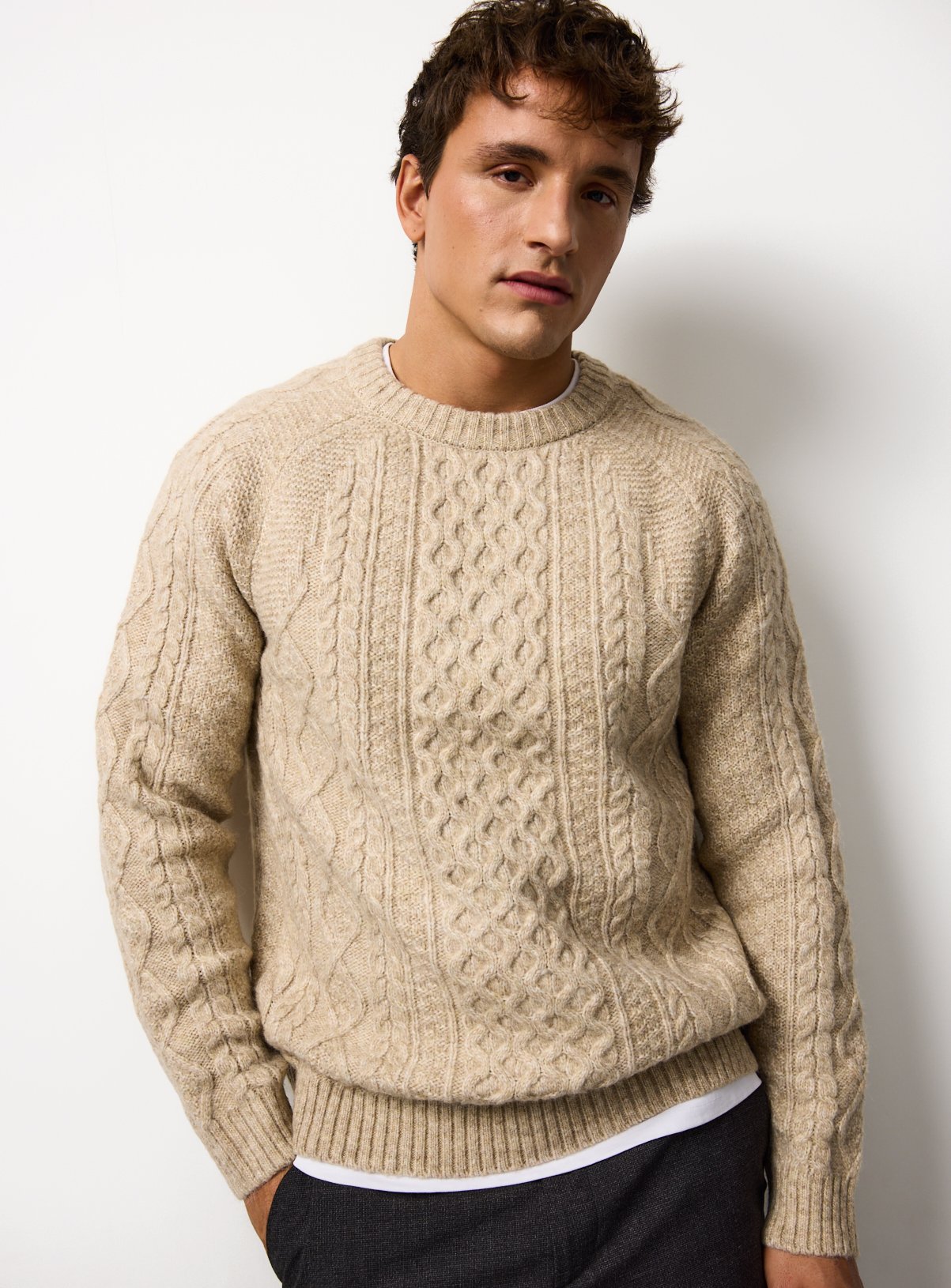 Oatmeal Cable Knit Crew Neck Jumper XL - Image 1 thumbnail