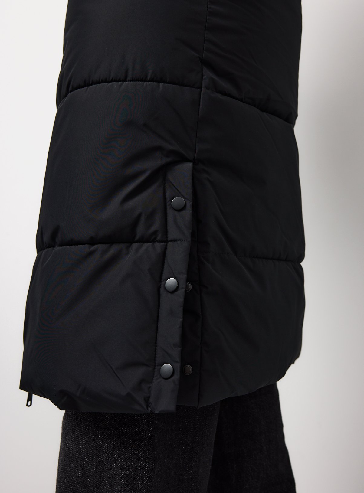 Black Longline Padded Gilet XL - Image 3 thumbnail