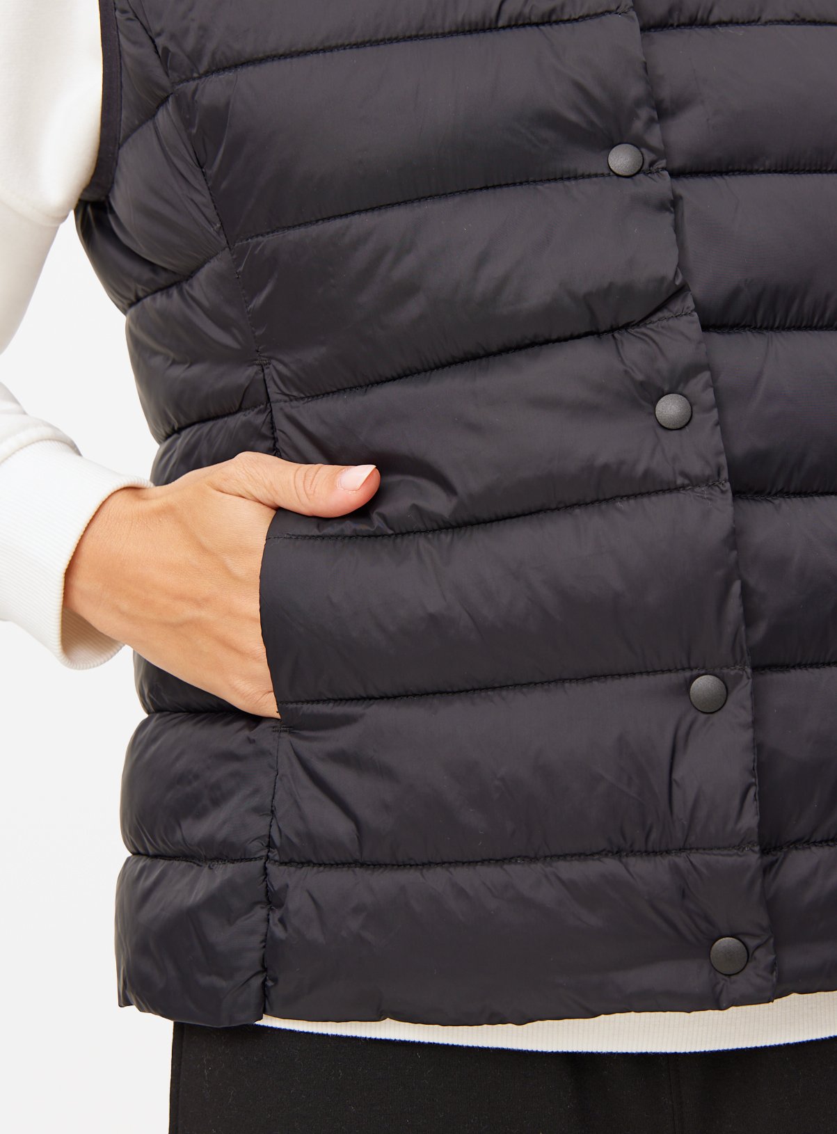 Core Black Lightweight Padded Gilet L - Image 3 thumbnail