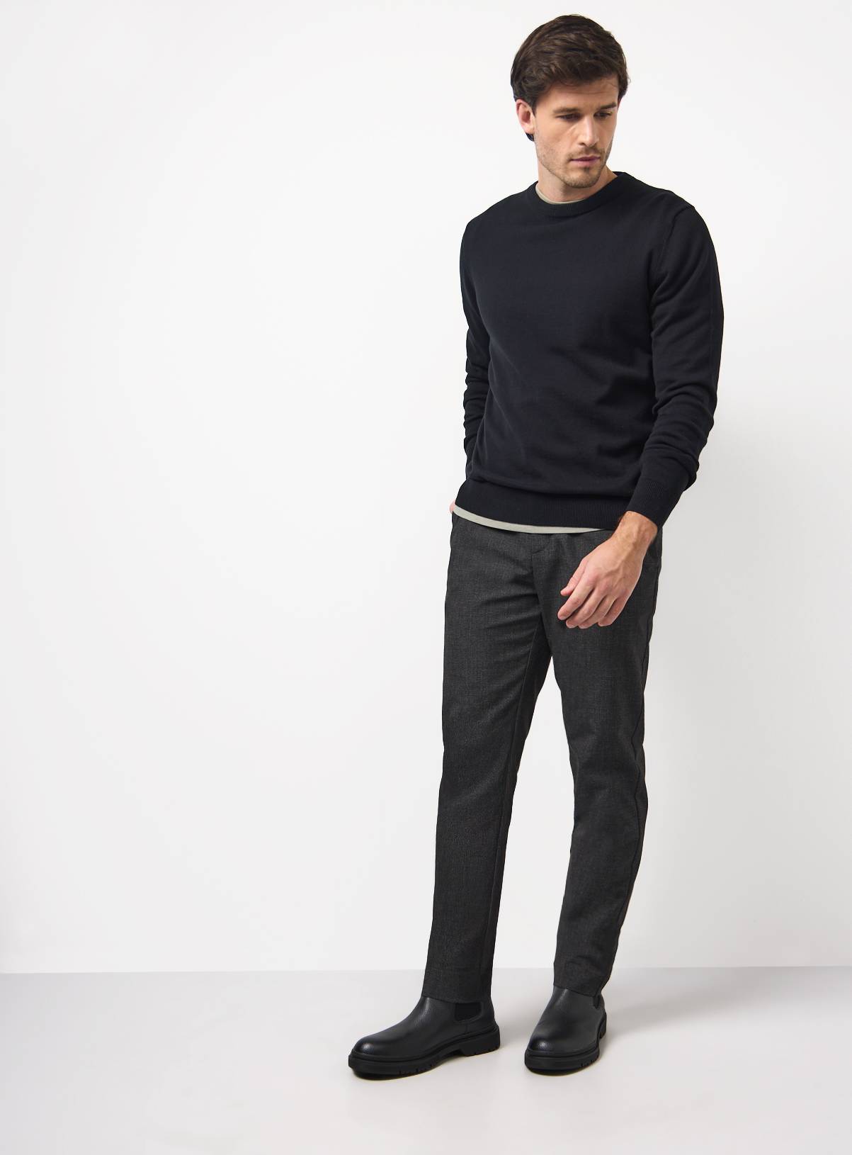 Black Core Crew Neck Jumper  XXXL - Image 2