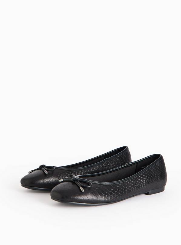 Black Textured Faux Leather Ballerina Pumps  8