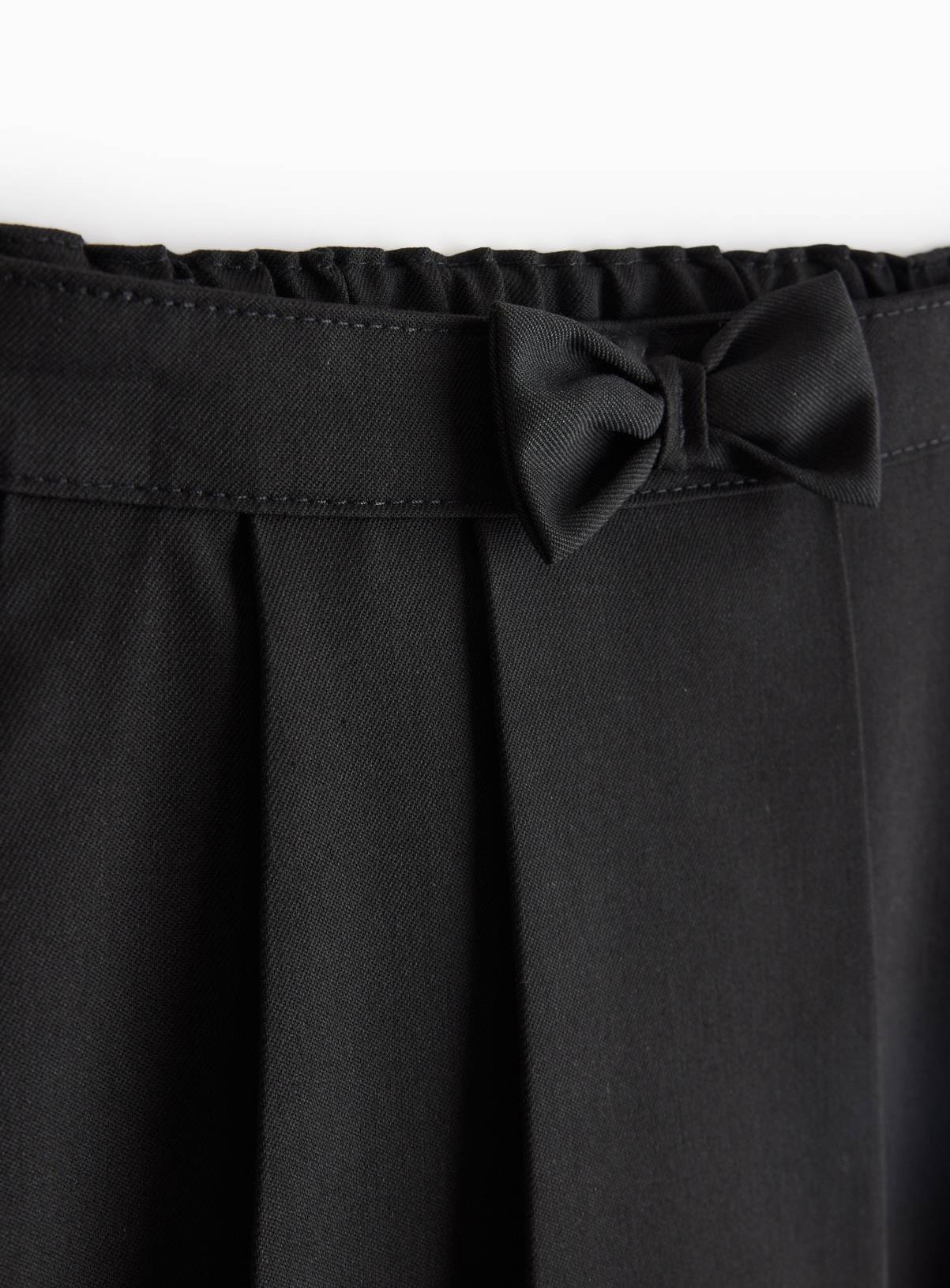 Black Bow Detail Pleated Skirt 11 years - Image 2