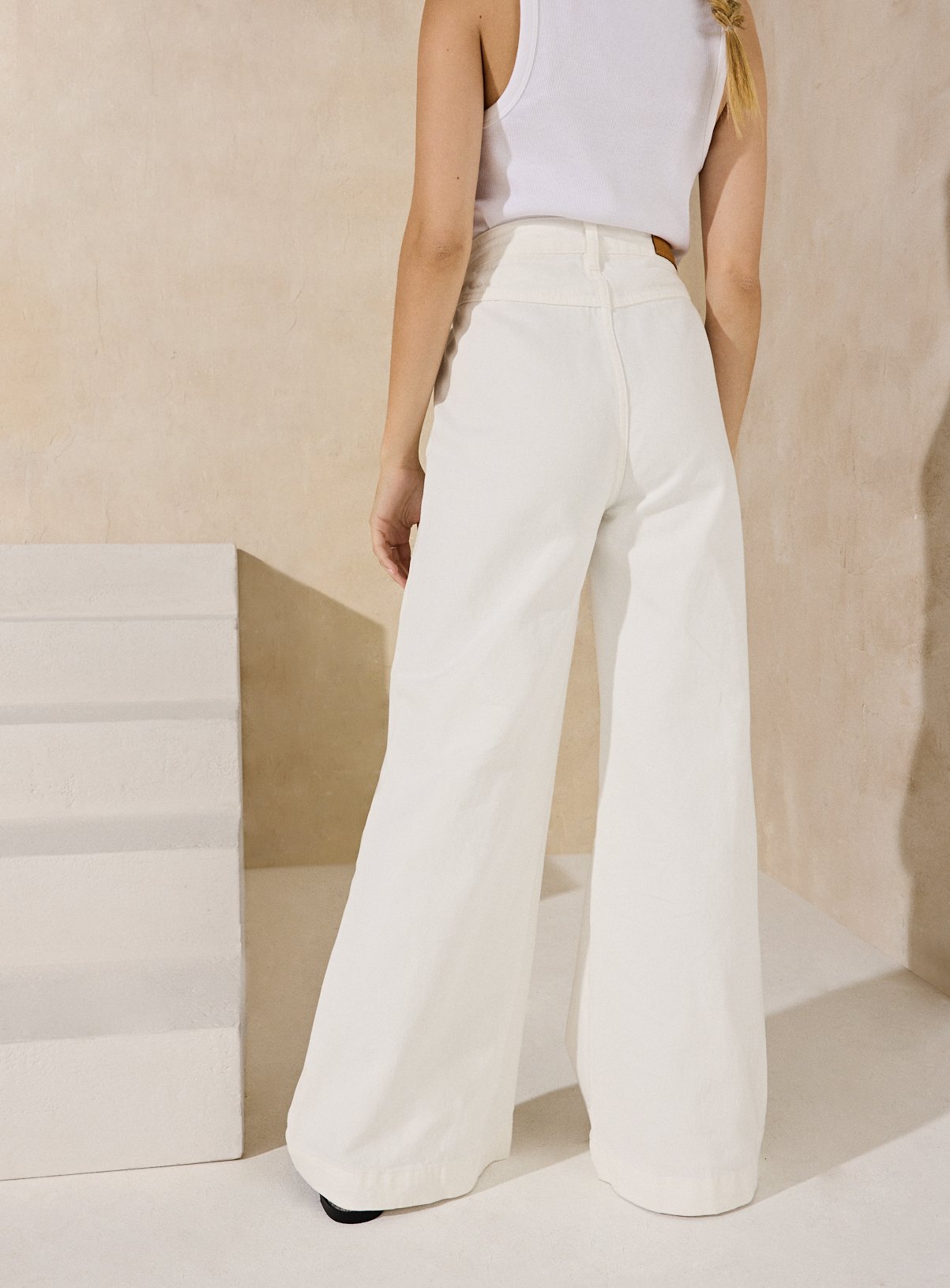 EVERBELLE White Denim Patch Pocket Wide Leg Jeans 16 - Image 4 thumbnail