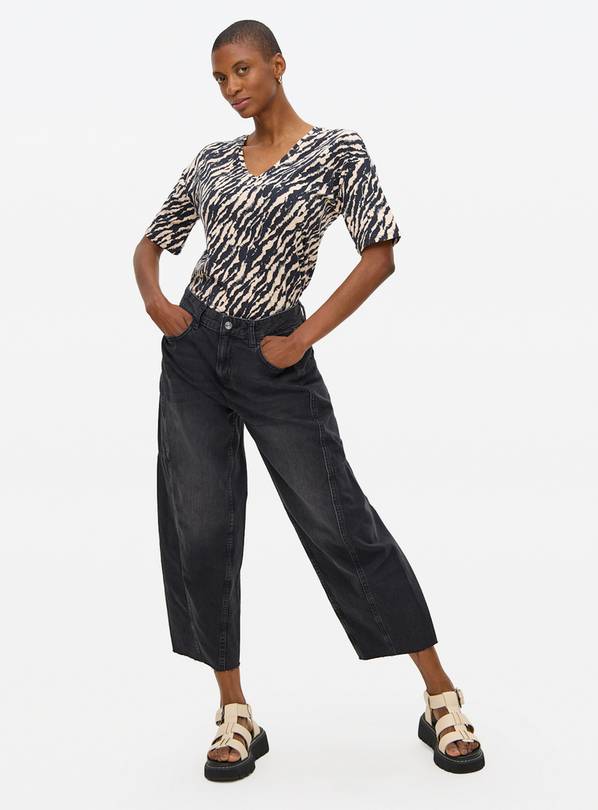 Zebra Print V-Neck Relaxed T-Shirt XXL