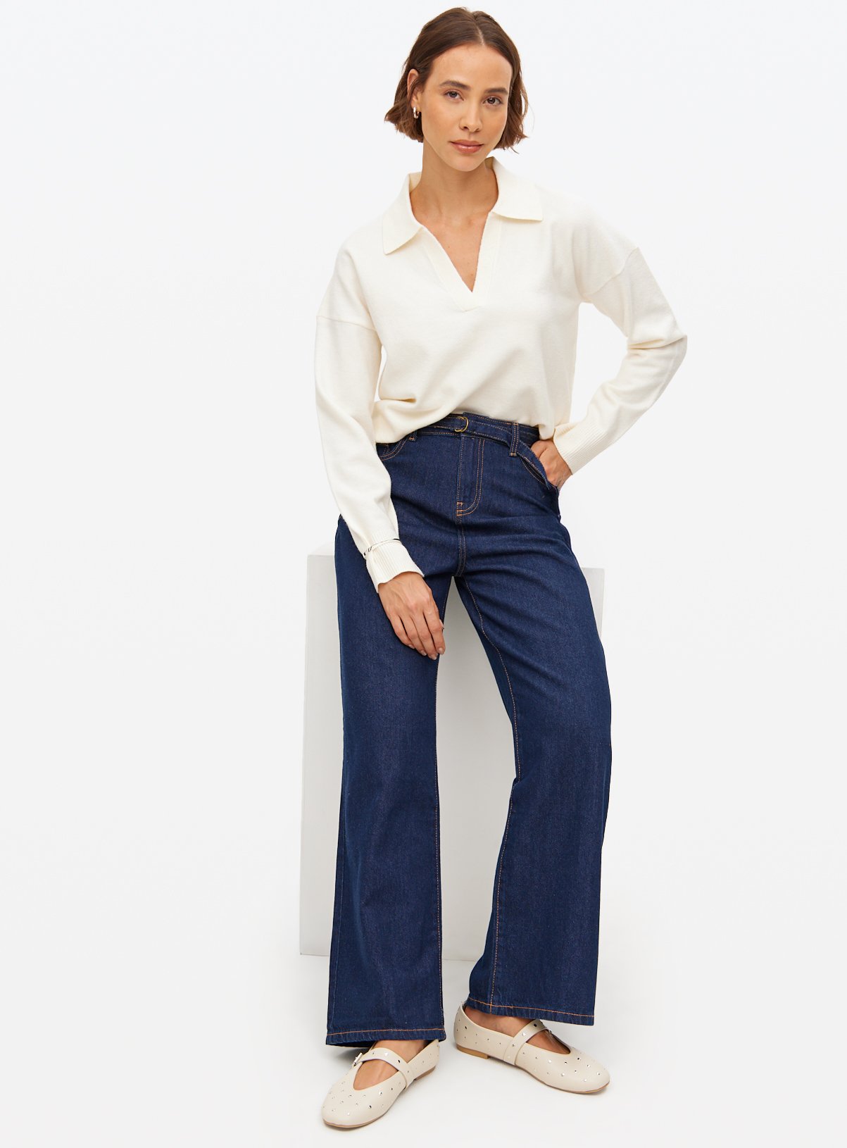 Dark Rinse Denim Belted Wide Leg Jeans