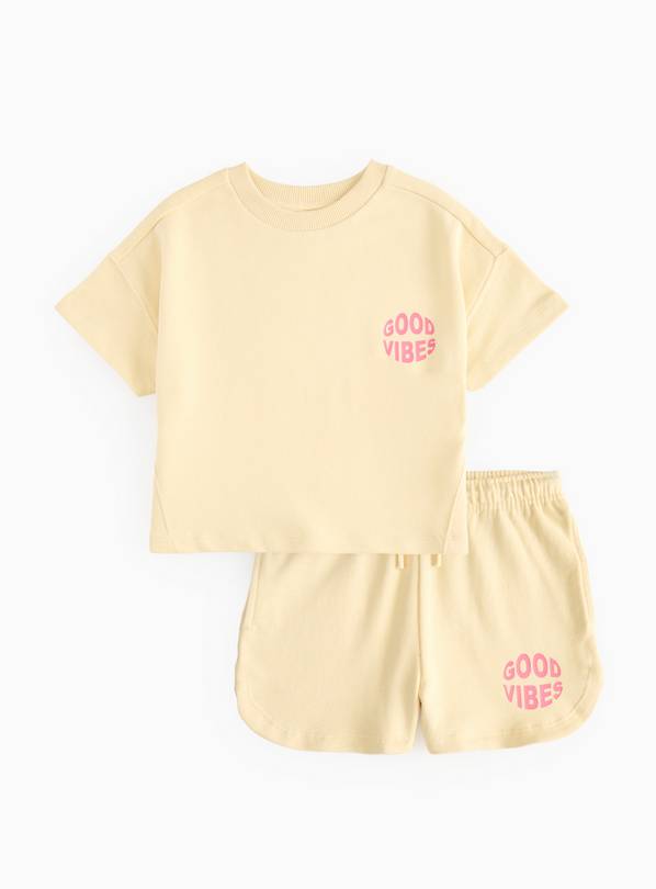Cream Short Sleeve Sweatshirt & Shorts Co-ord  13 years