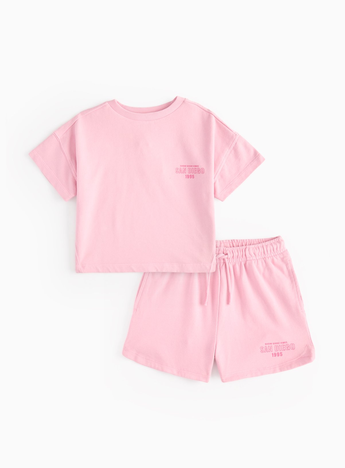 Pink Short Sleeve Sweatshirt & Shorts Co-ord 8 years