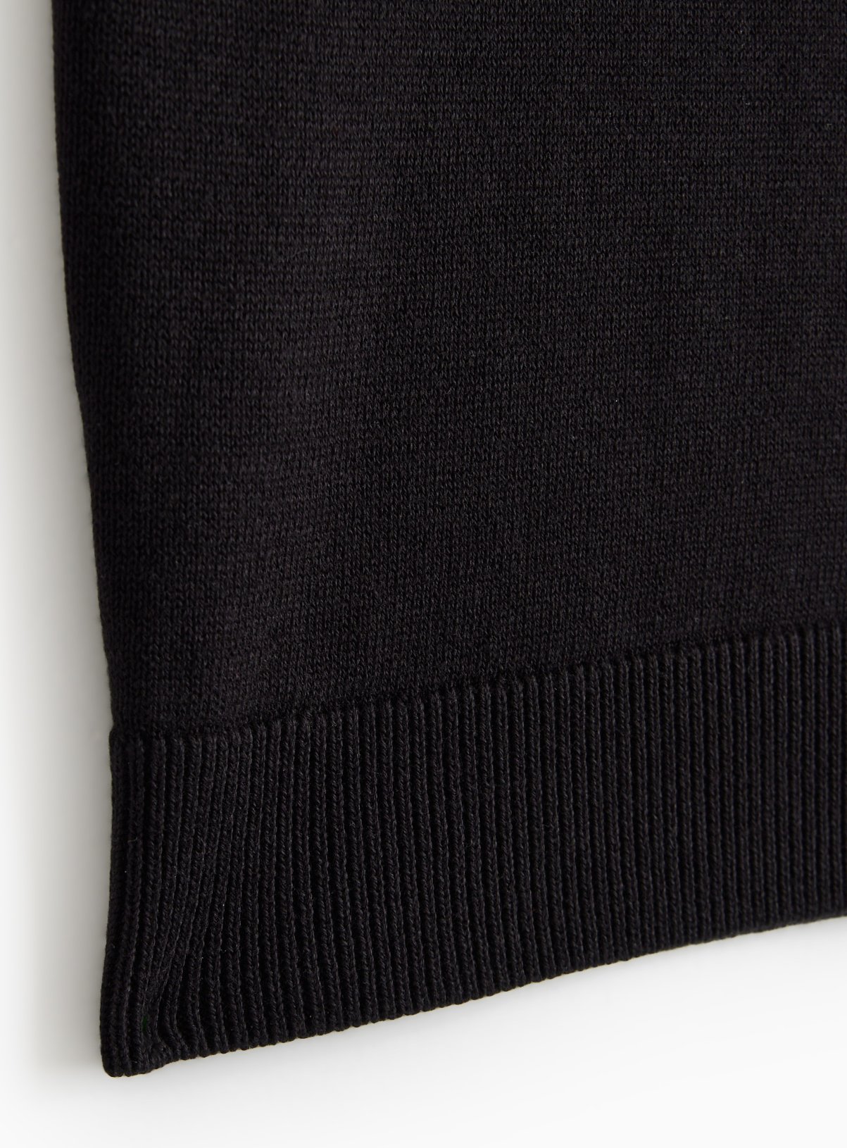 Black Knitted V Neck School Uniform Vest 15 years - Image 4 thumbnail