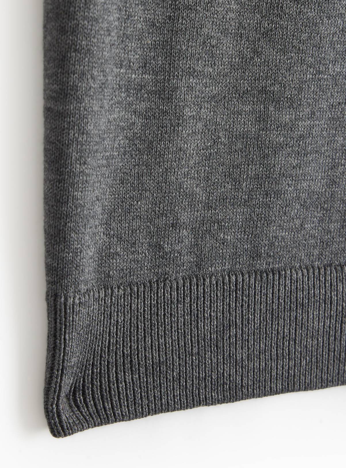 Grey Unisex V Neck Knitted Vest 14 years - Image 5