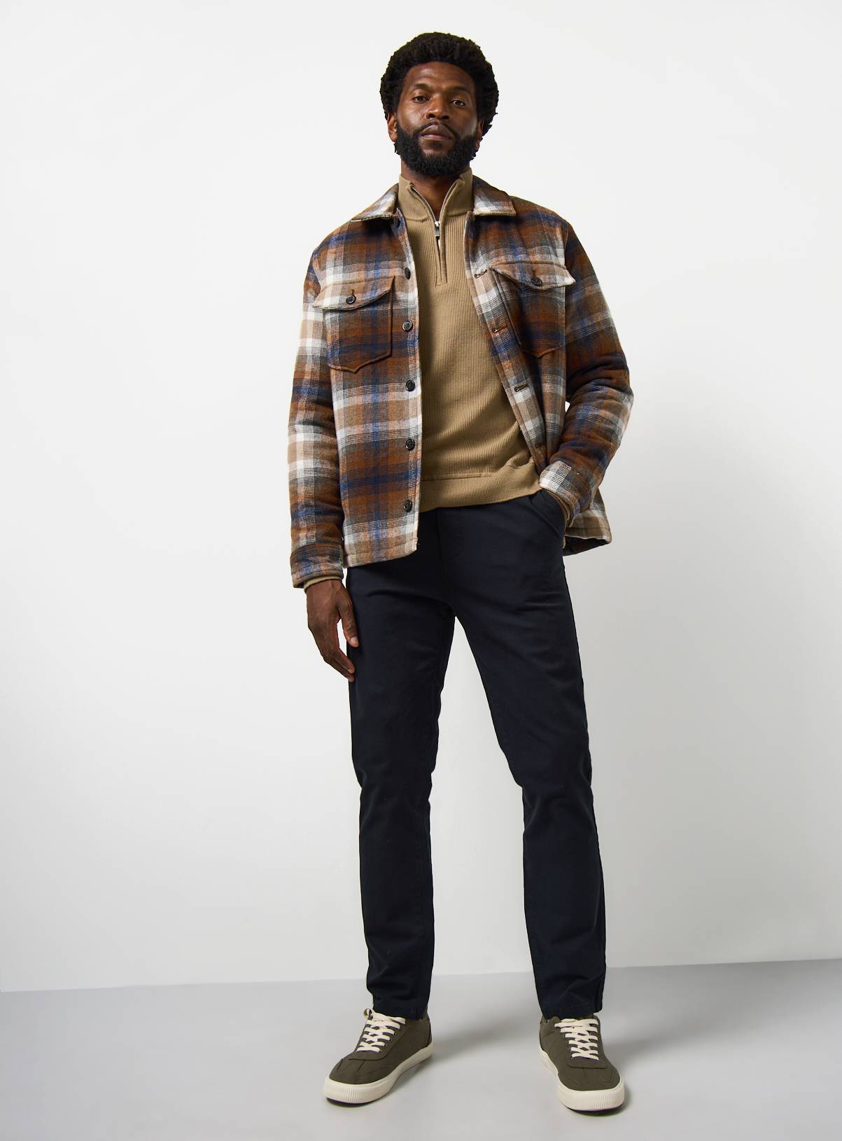 The Ultimate Chino Trousers 44S - Image 2