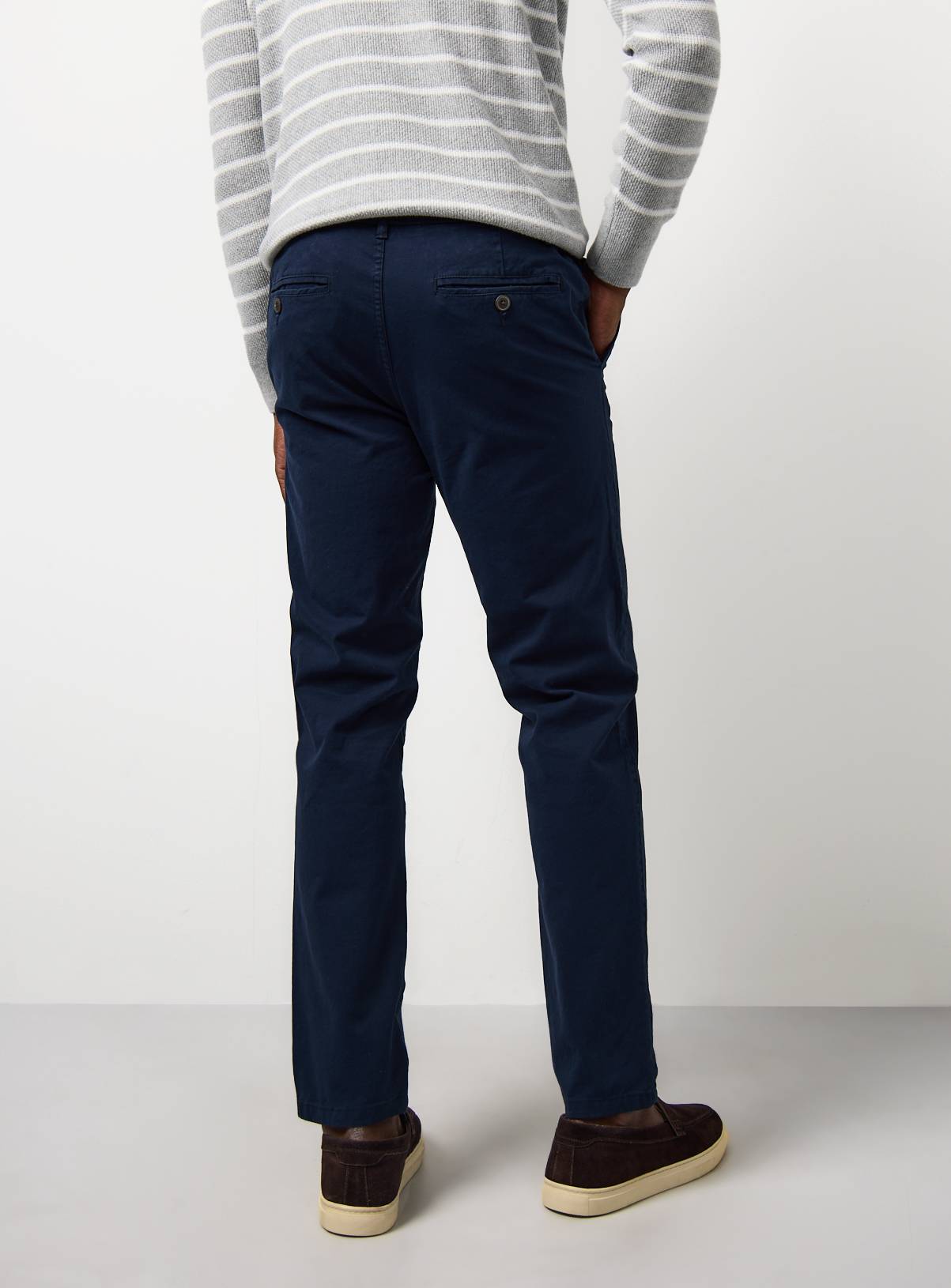 The Ultimate Chino Trousers 32L - Image 5