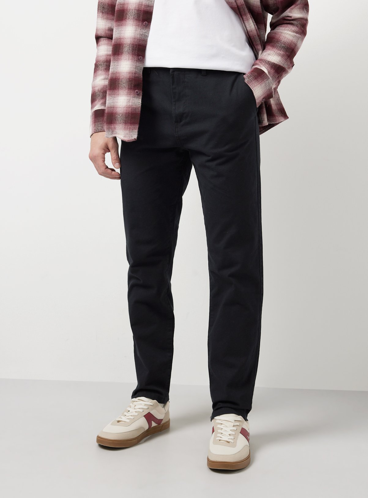 Black Ultimate Slim Fit Chino Trousers 44L - Image 2 thumbnail