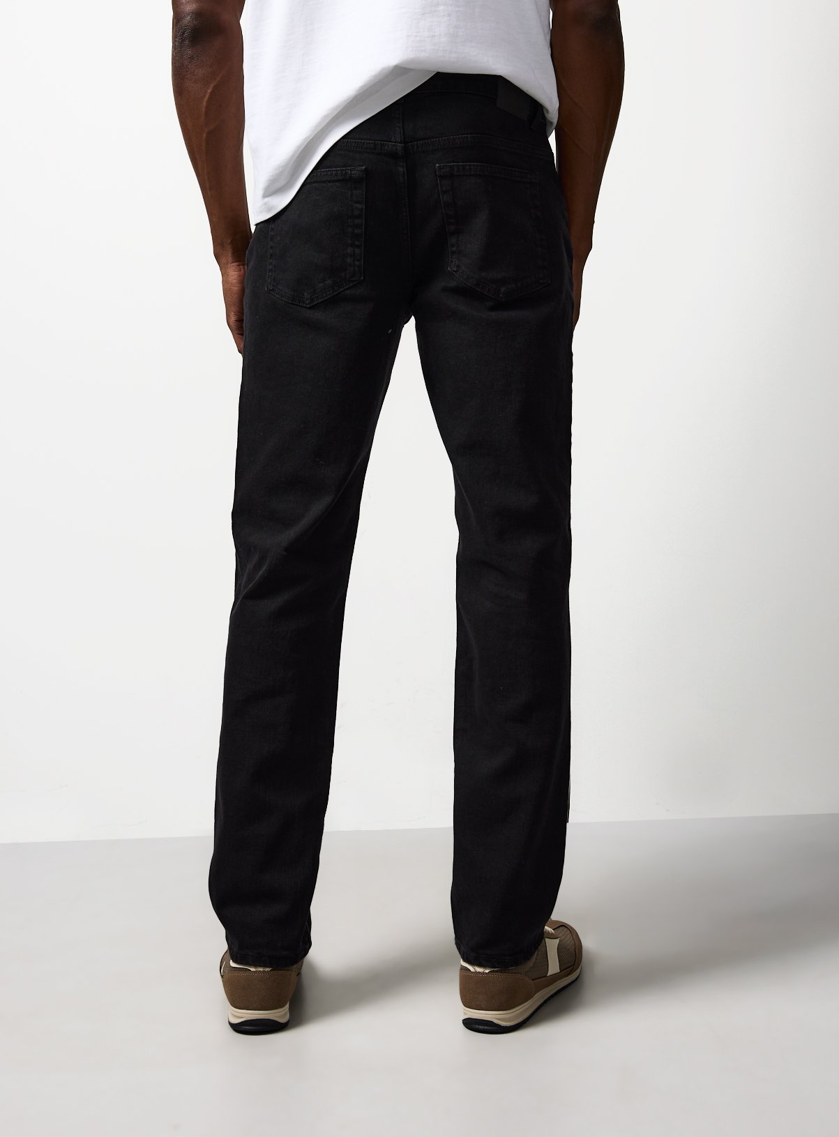 Black Rinse Stretch Denim Straight Leg Jeans 32S - Image 5 thumbnail