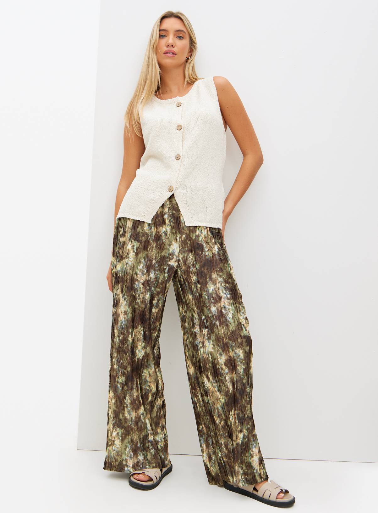 Khaki Ultra-Wide Leg Plisse Trousers 18 - Image 2
