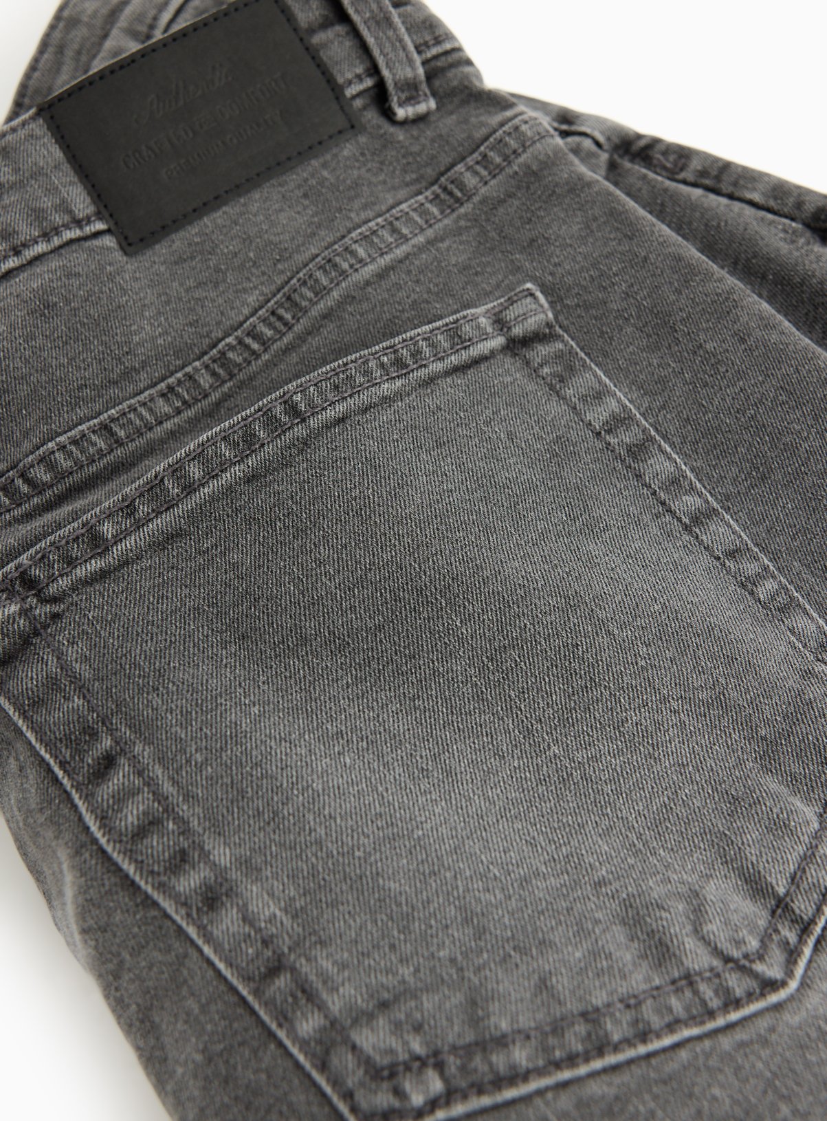 Grey Washed Slim Fit Denim Jeans 30S - Image 4 thumbnail