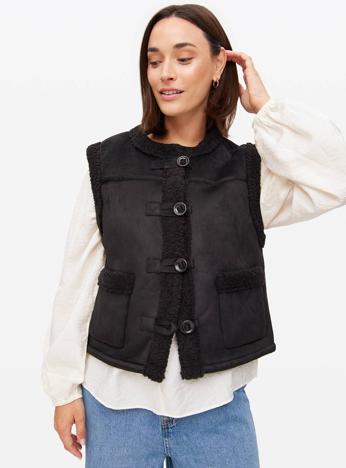 Black Faux Shearling Gilet L - Image 1