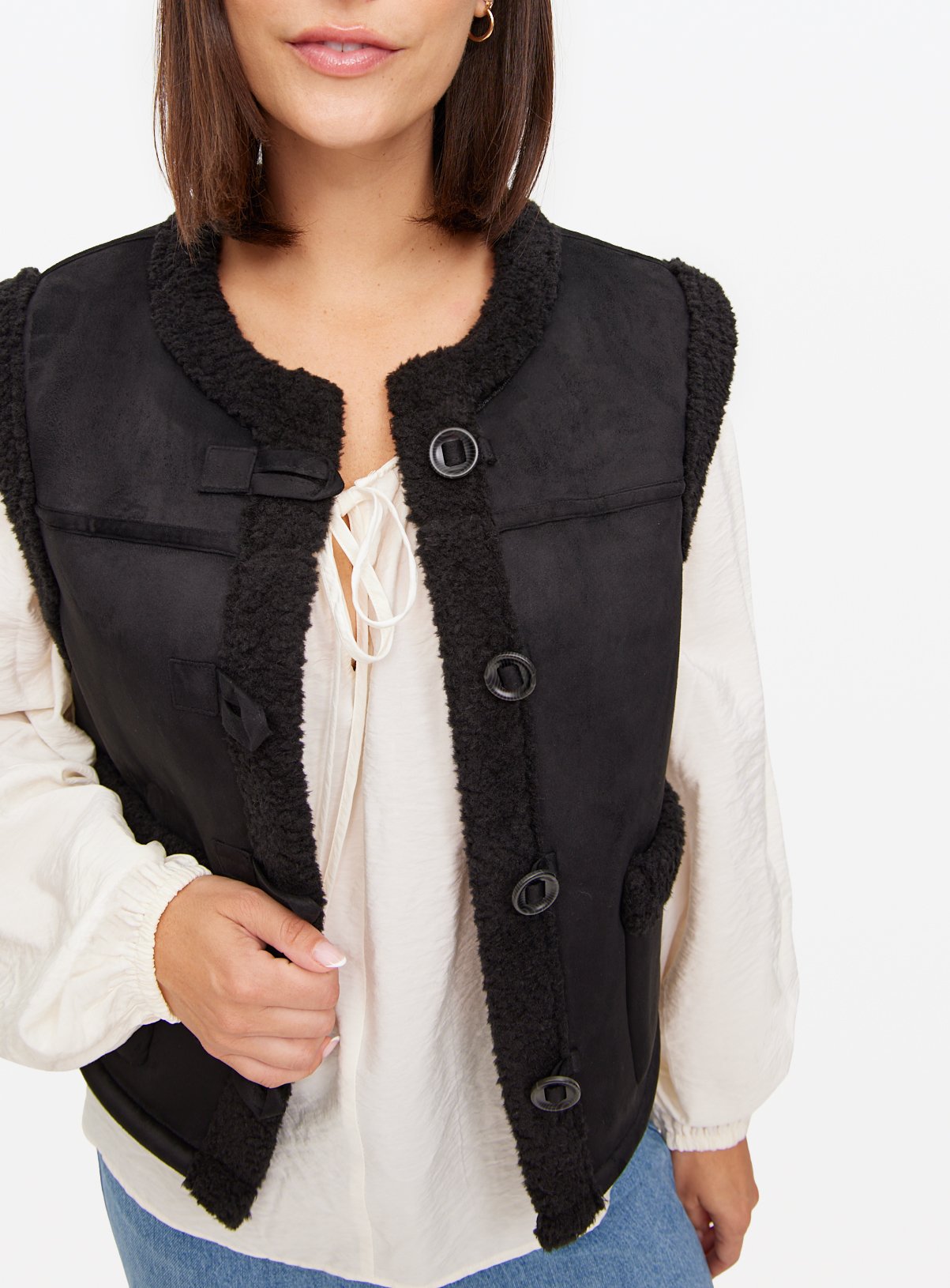 Black Faux Shearling Gilet L - Image 3 thumbnail