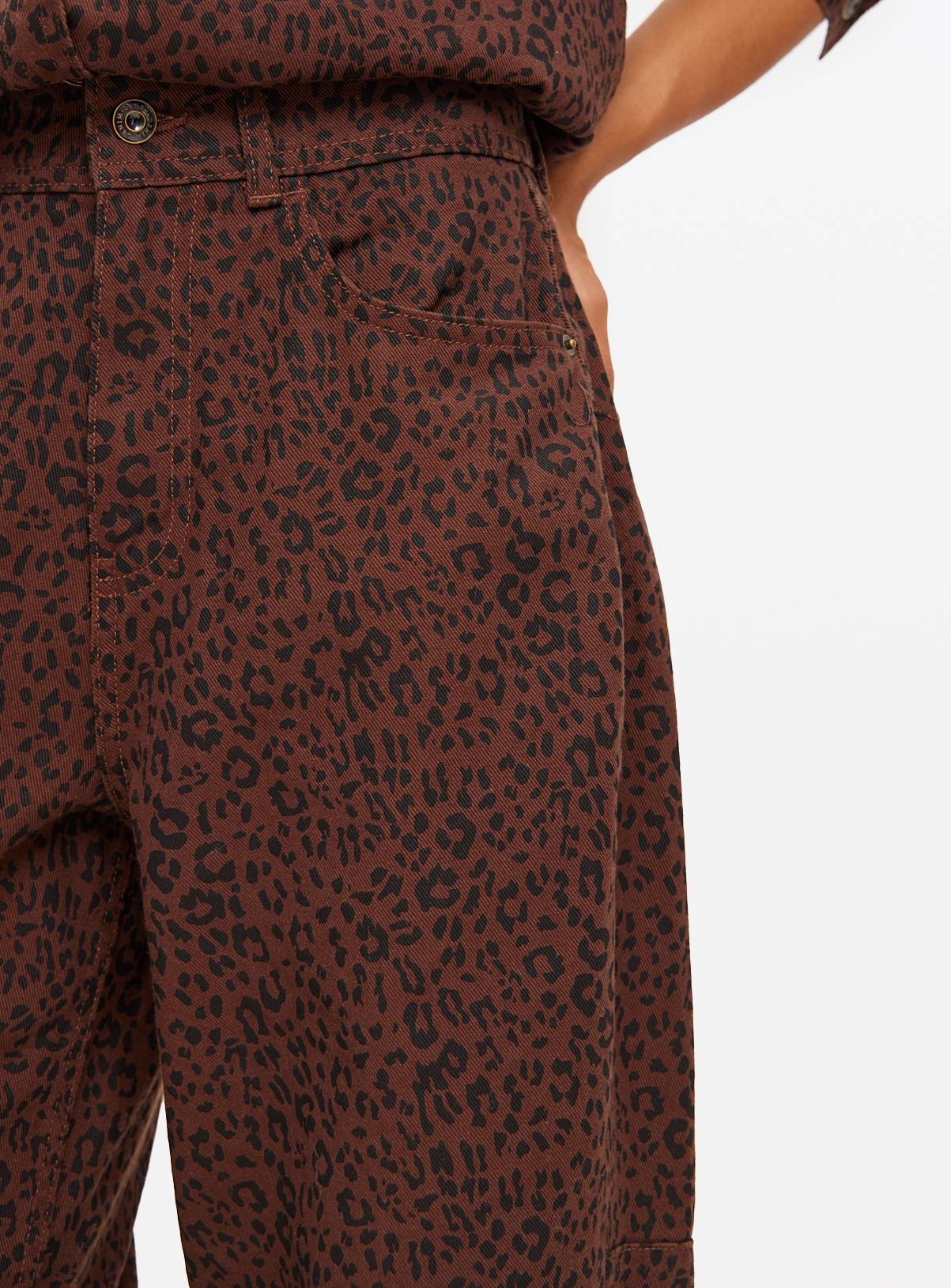 Chocolate Leopard Co-ord Print Relaxed Barrel Jeans 10L - Image 2