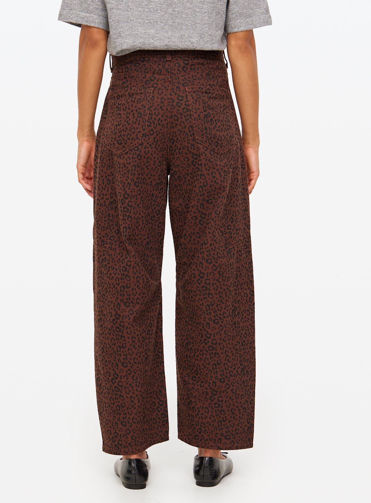 Chocolate Leopard Co-ord Print Relaxed Barrel Jeans 10L - Image 4 thumbnail