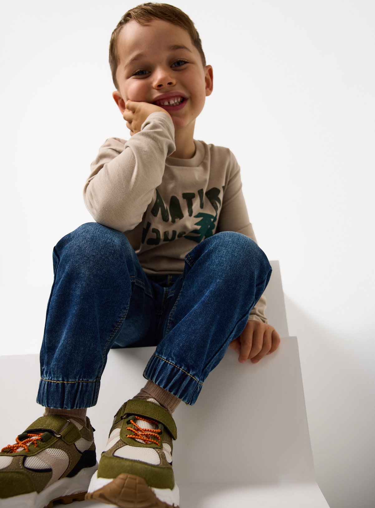Blue Washed Denim Loopback Jeans 4-5 years - Image 2 thumbnail