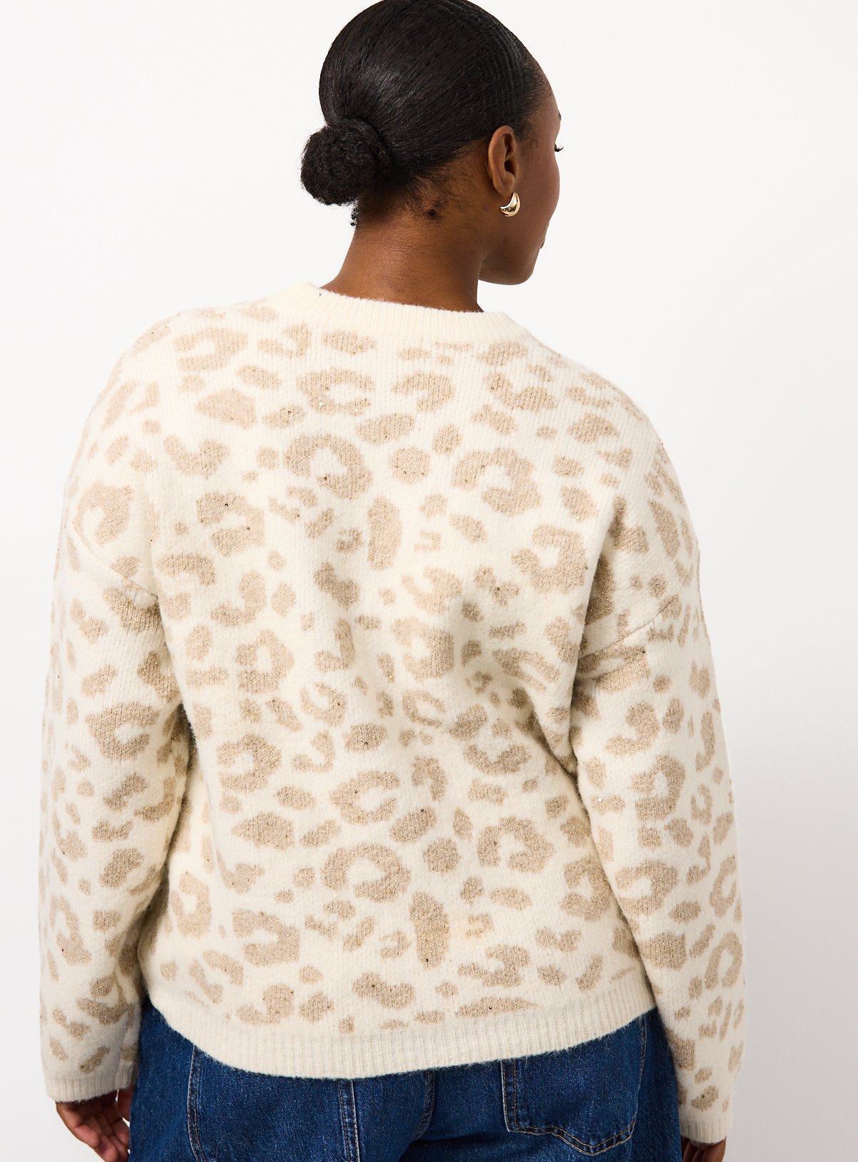 Cream Animal Print Sequin Jumper 14 - Image 4 thumbnail