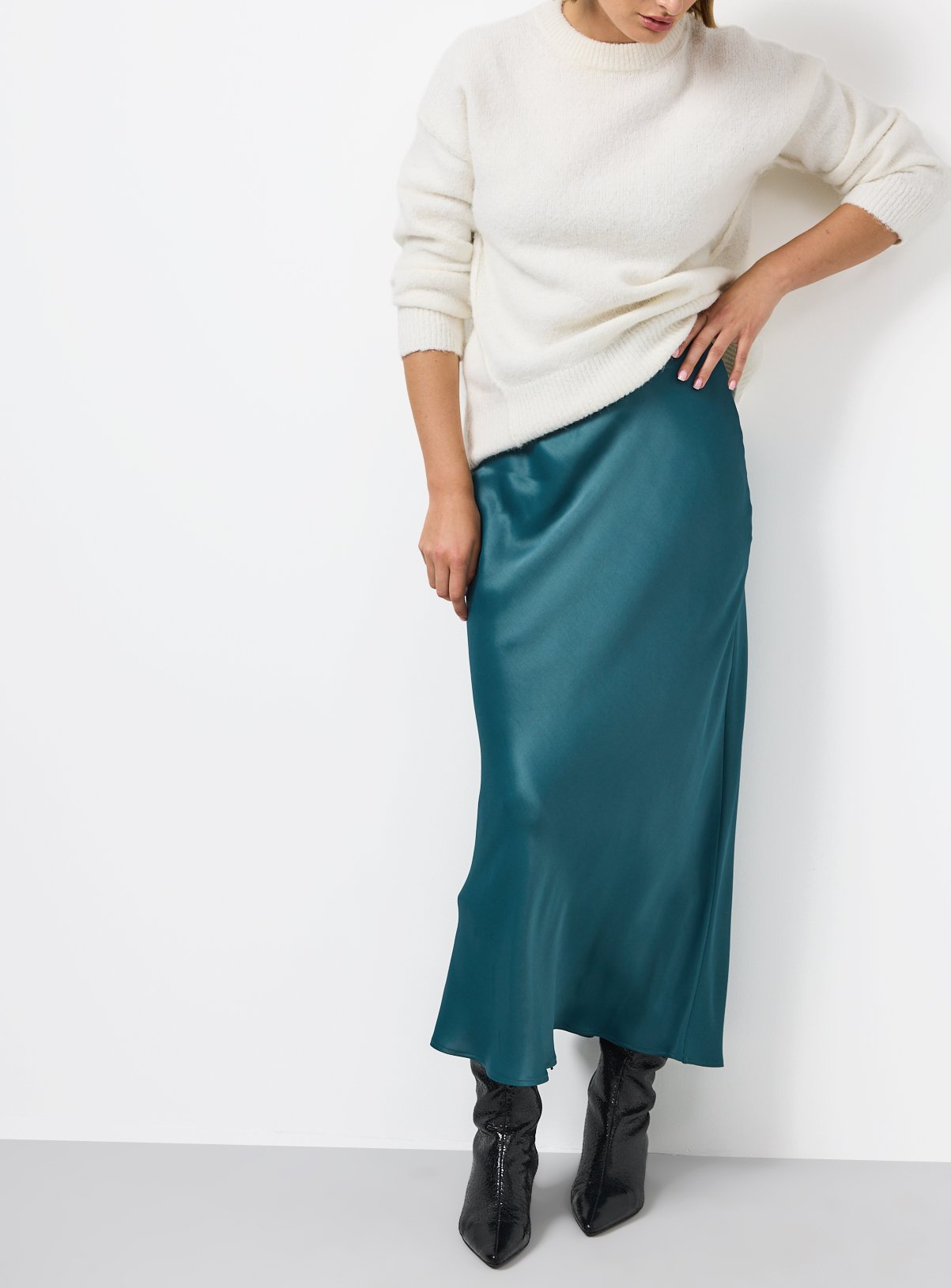 Teal Satin Midaxi Skirt 8 - Image 3 thumbnail