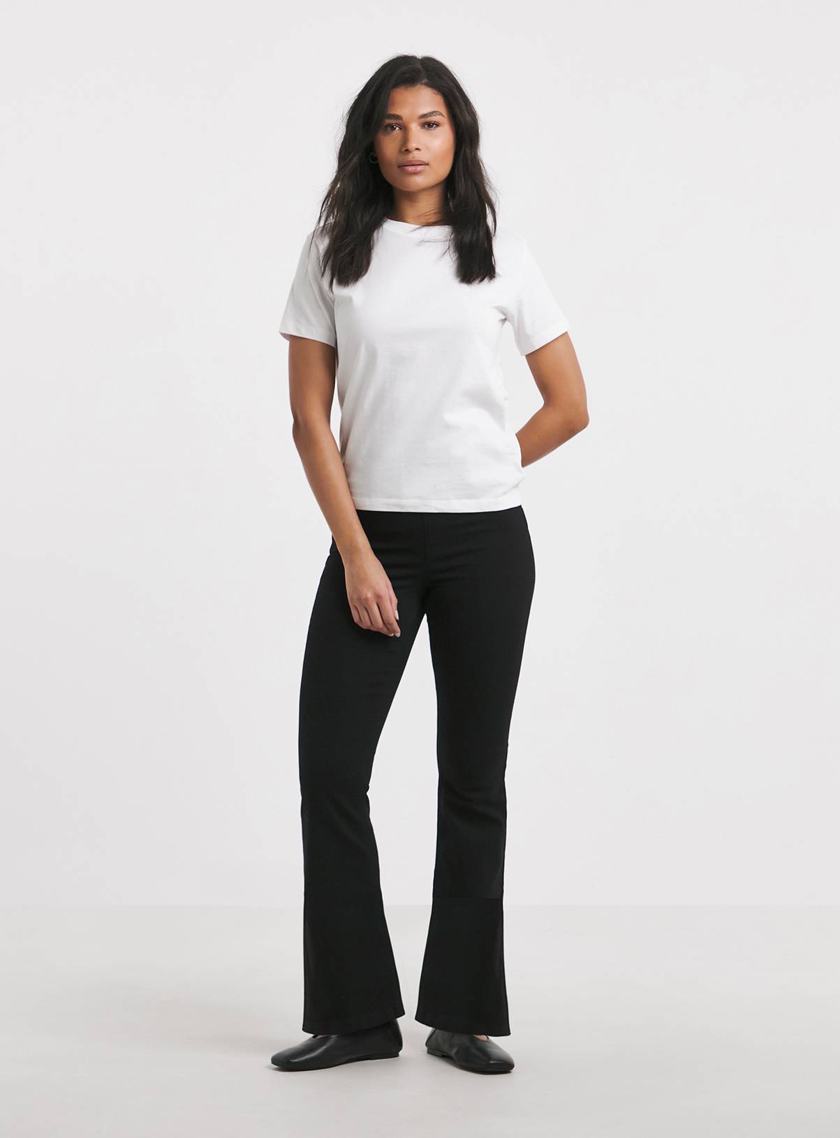 SIMPLY BE Flared Pull On Jegging Black 12S - Image 3