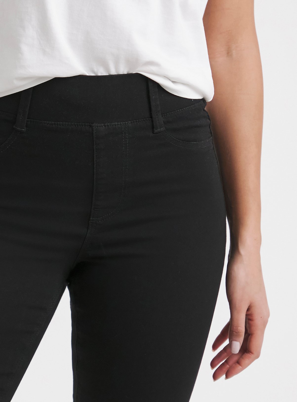 SIMPLY BE Flared Pull On Jegging Black 12S - Image 4 thumbnail