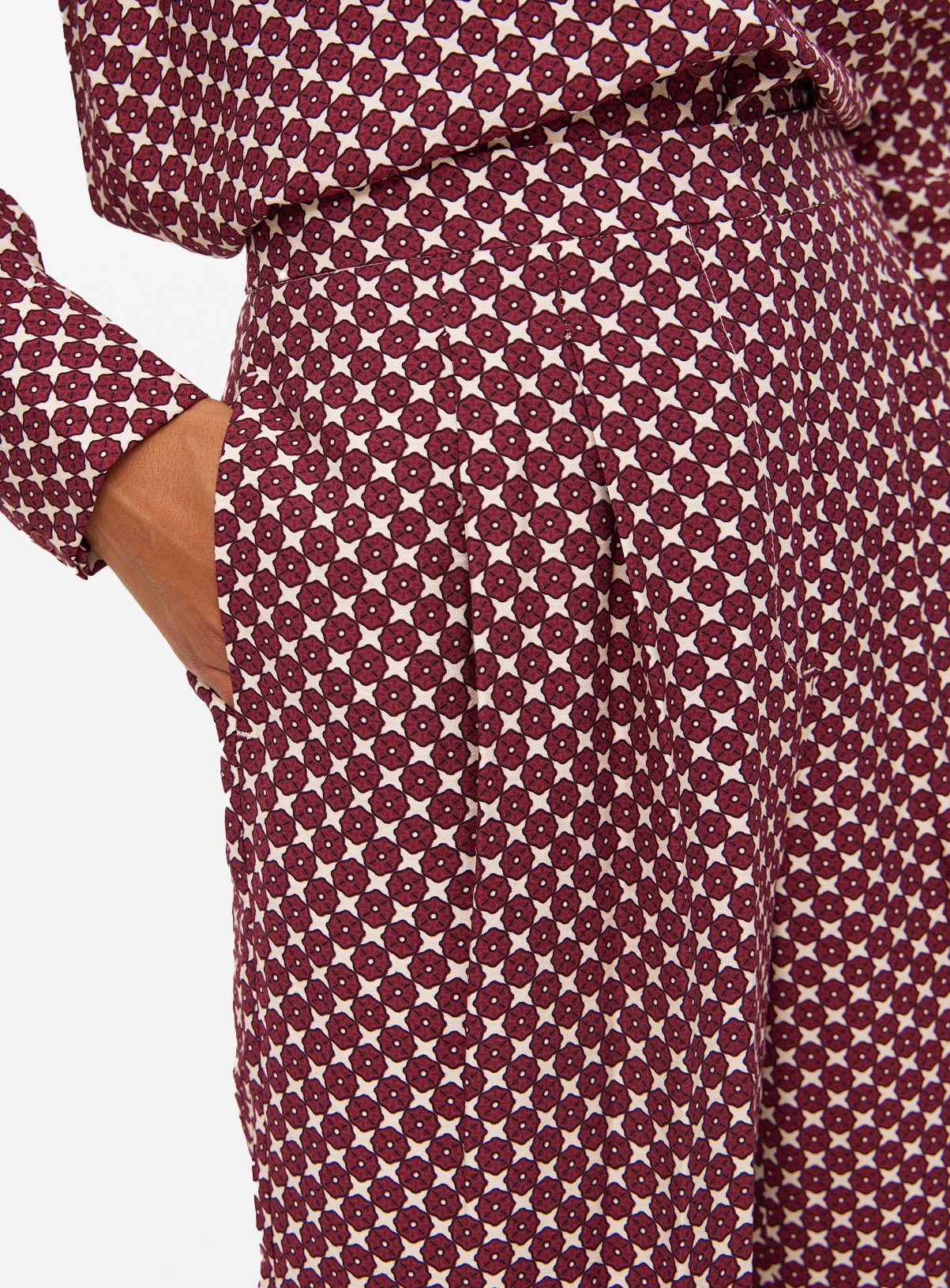 Dark Red Geometric Print Wide Leg Co-ord Trousers  20S - Image 2 thumbnail