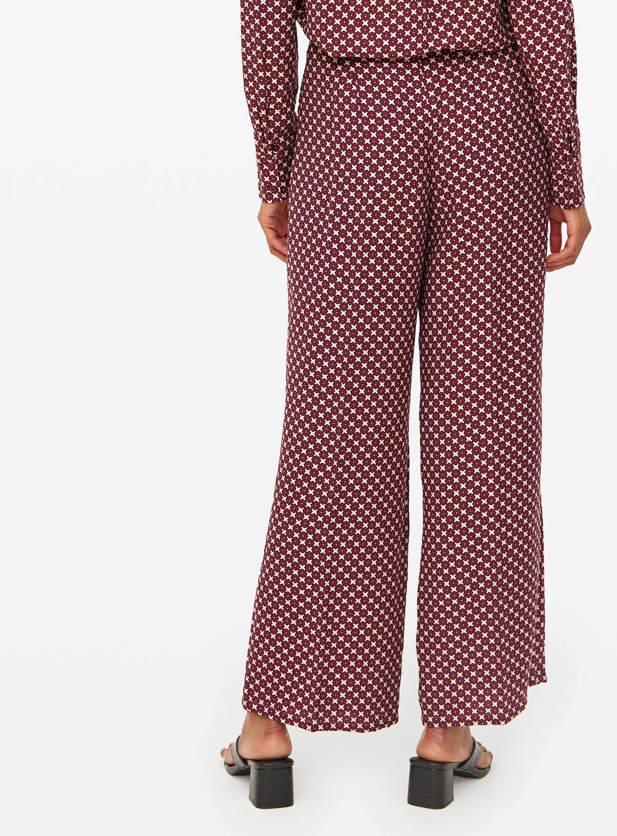 Dark Red Geometric Print Wide Leg Co-ord Trousers  20S - Image 4