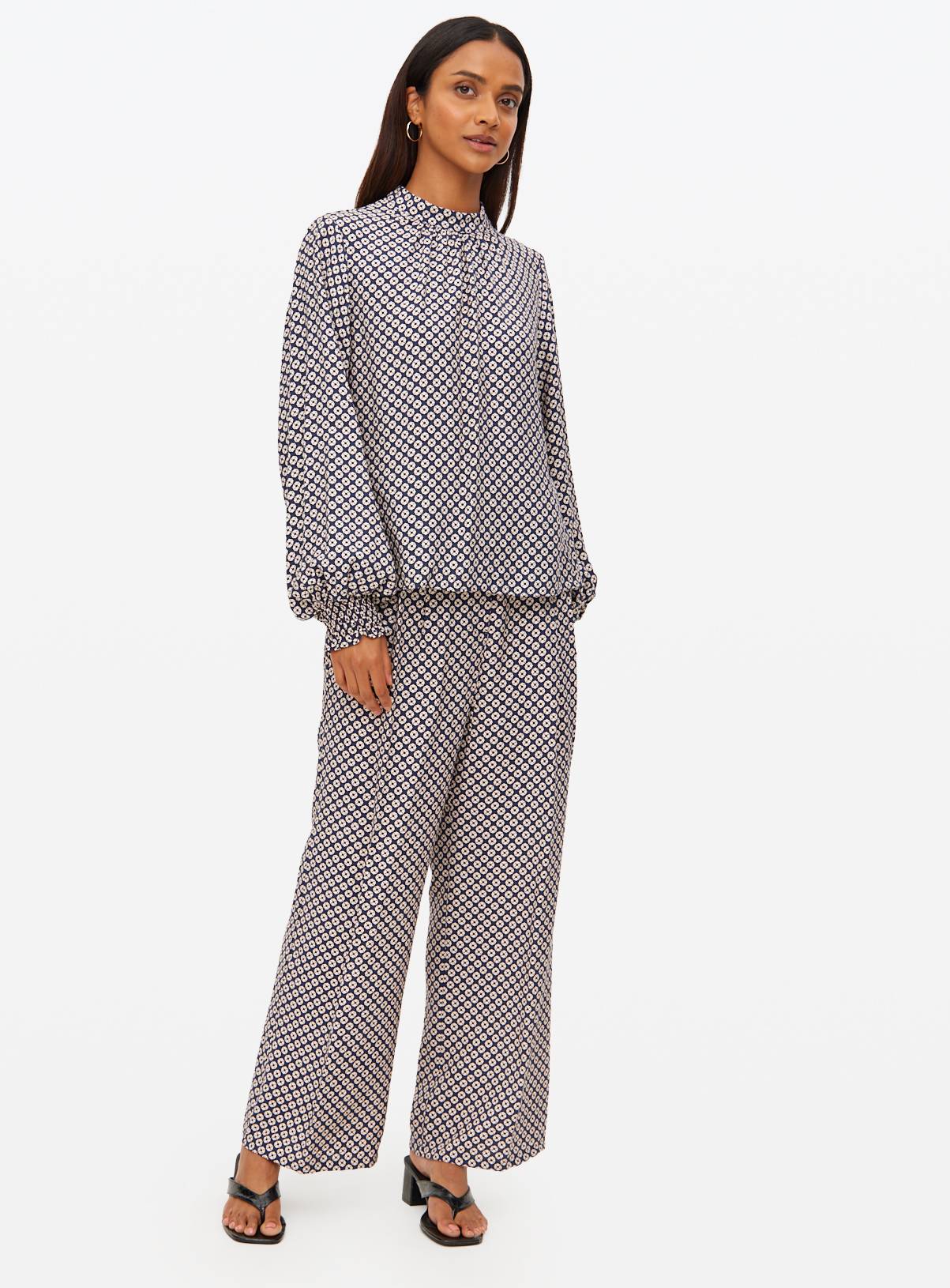 Navy Geometric Print Wide Leg Co-ord Trousers  18R - Image 1