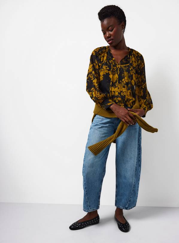 Green Floral Printed Frill Blouse 18