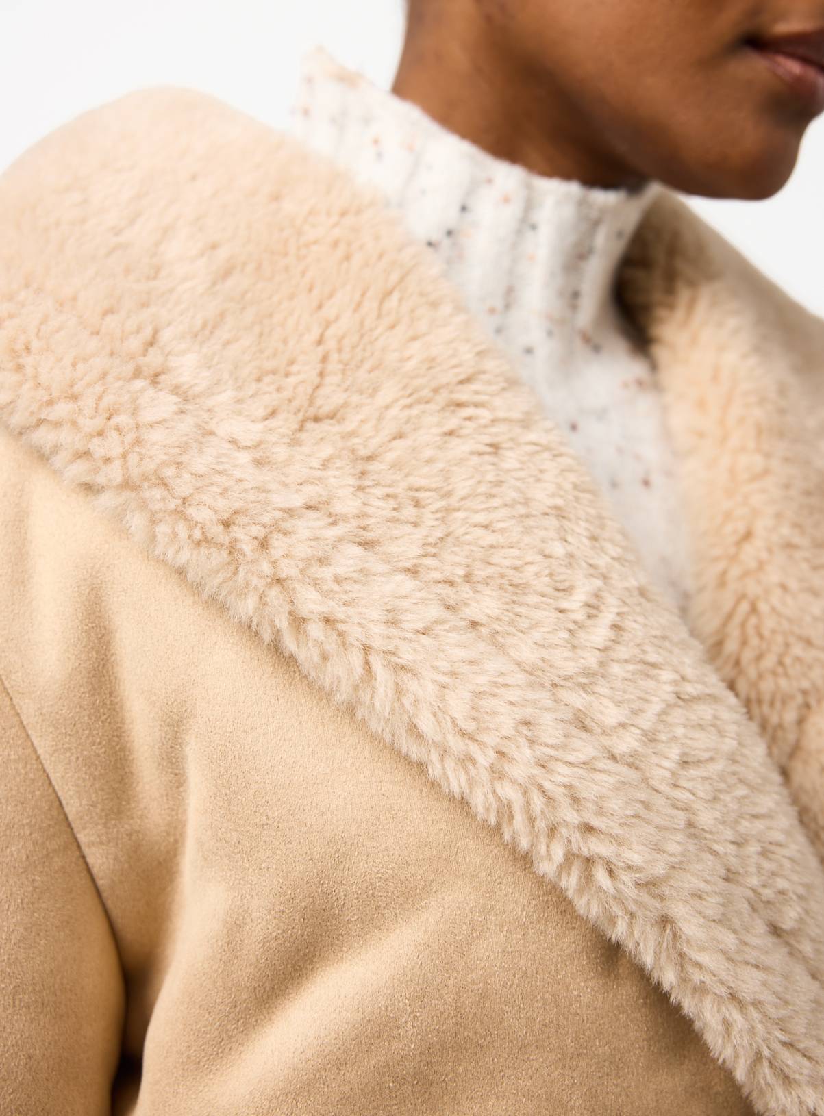 Beige Faux Shearling Shawl Collar Jacket 18 - Image 3