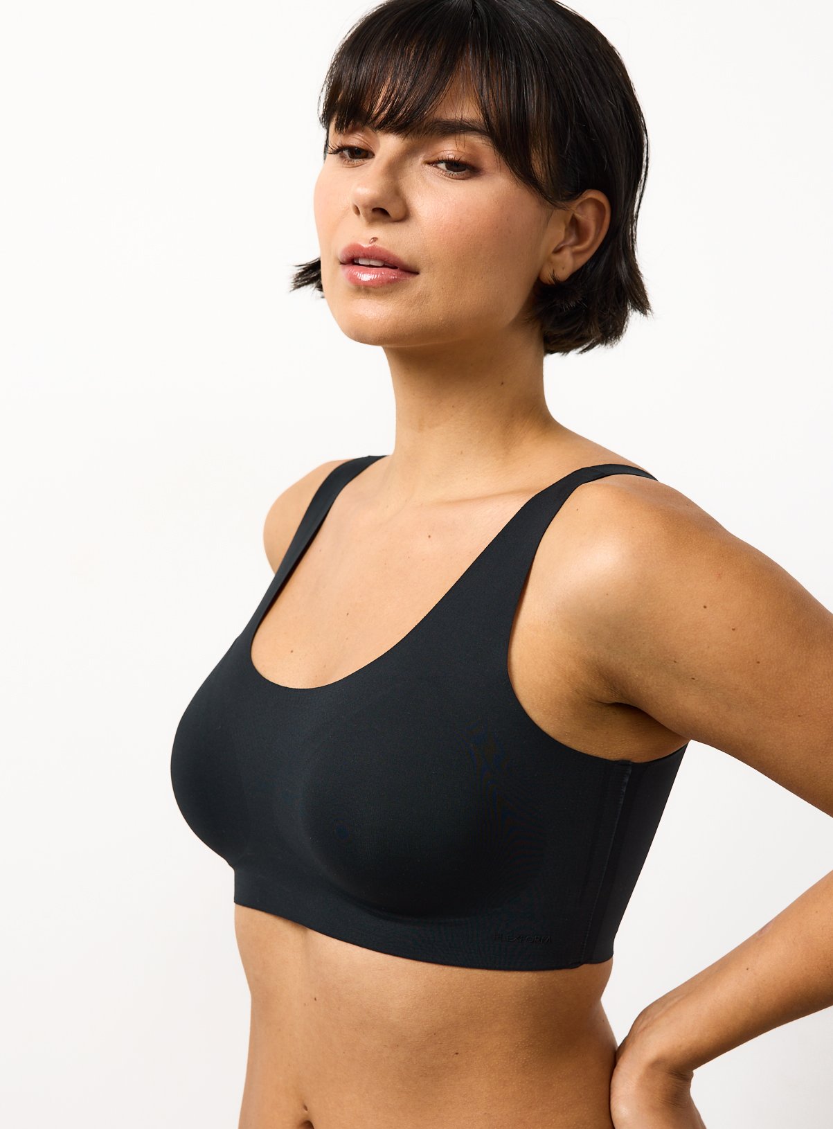 Flexform™ Black Bonded Padded Crop Top L - Image 1 thumbnail