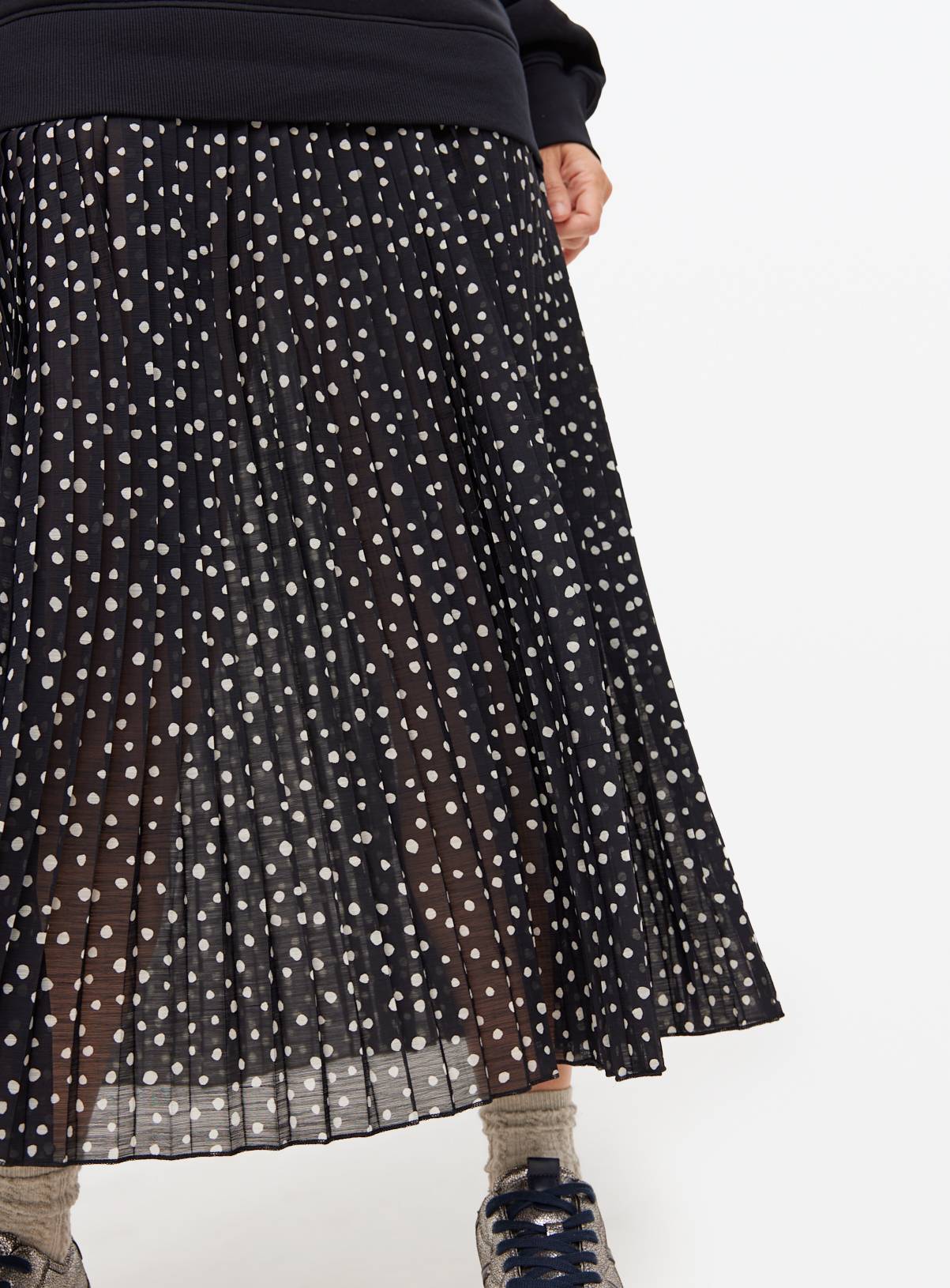 Black Sweatshirt Combined Plisse Polka Dot Midaxi Dress  24 - Image 3
