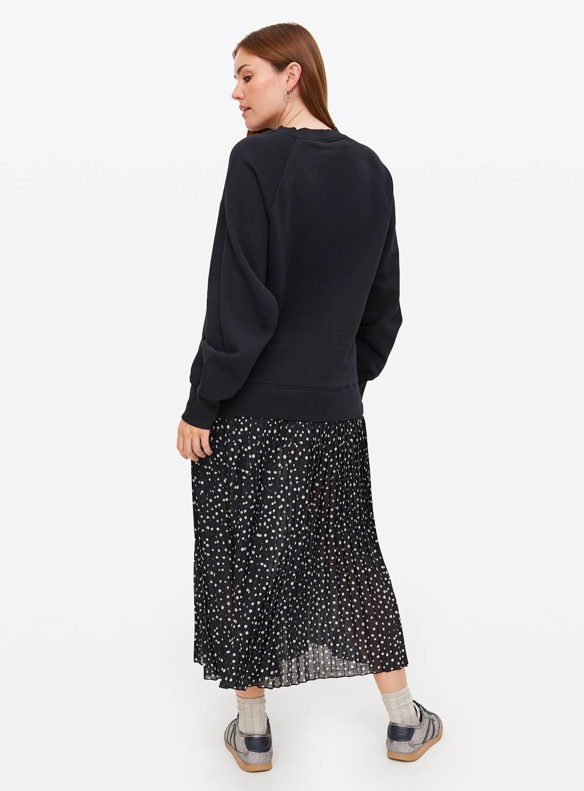 Black Sweatshirt Combined Plisse Polka Dot Midaxi Dress  24 - Image 4