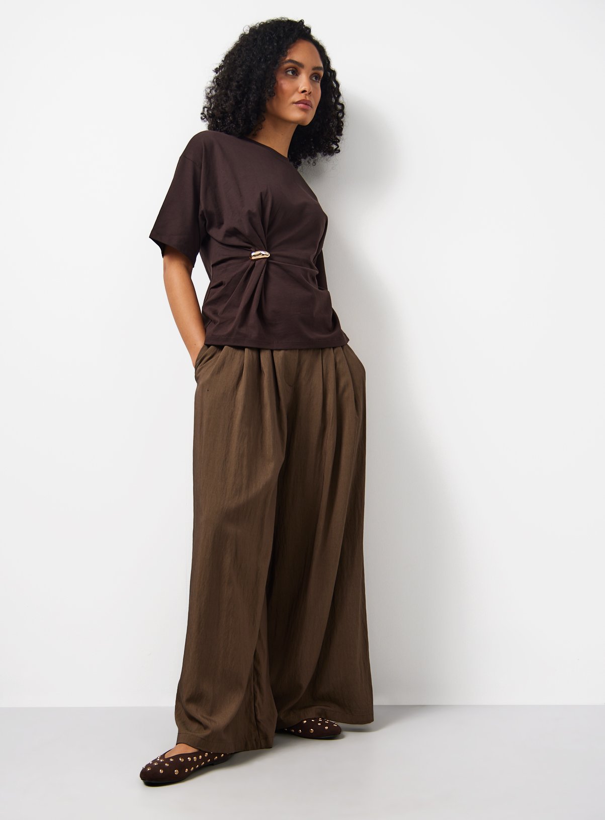 Brown Hardware Twist Detail T-Shirt 6 - Image 2 thumbnail