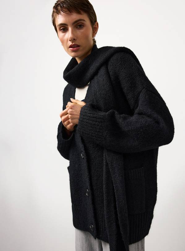 Black Knitted Cardigan With Scarf 8