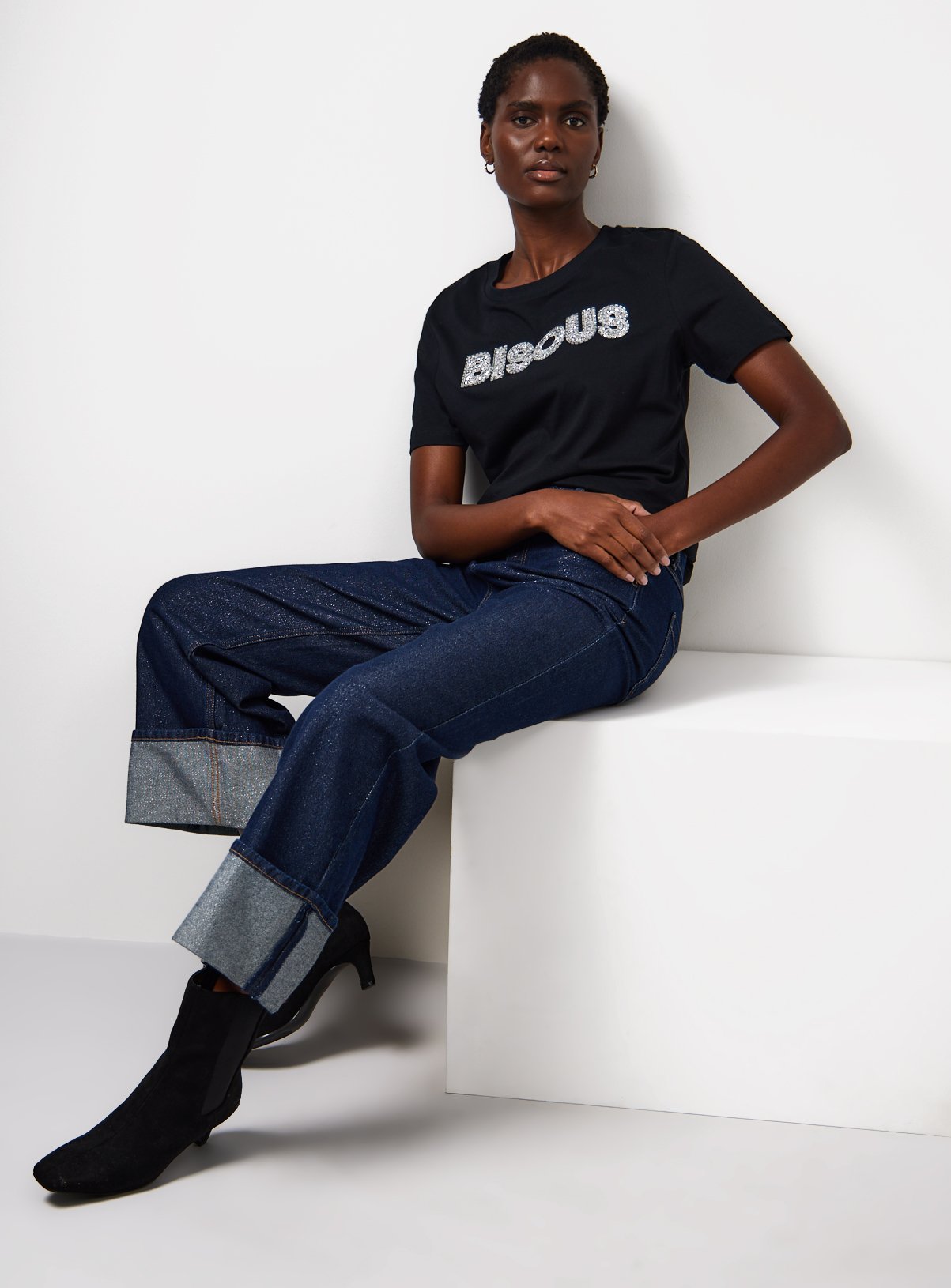 Grey Bisous Graphic Regular Fit T-Shirt 6 - Image 3 thumbnail