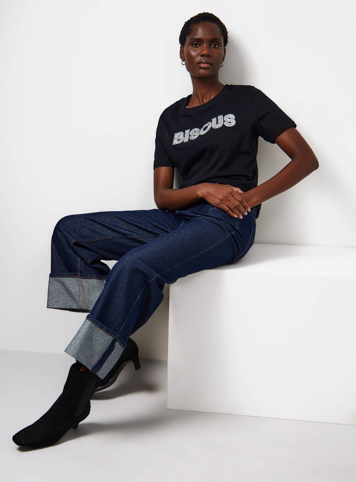 Grey Bisous Graphic Regular Fit T-Shirt 6 - Image 3