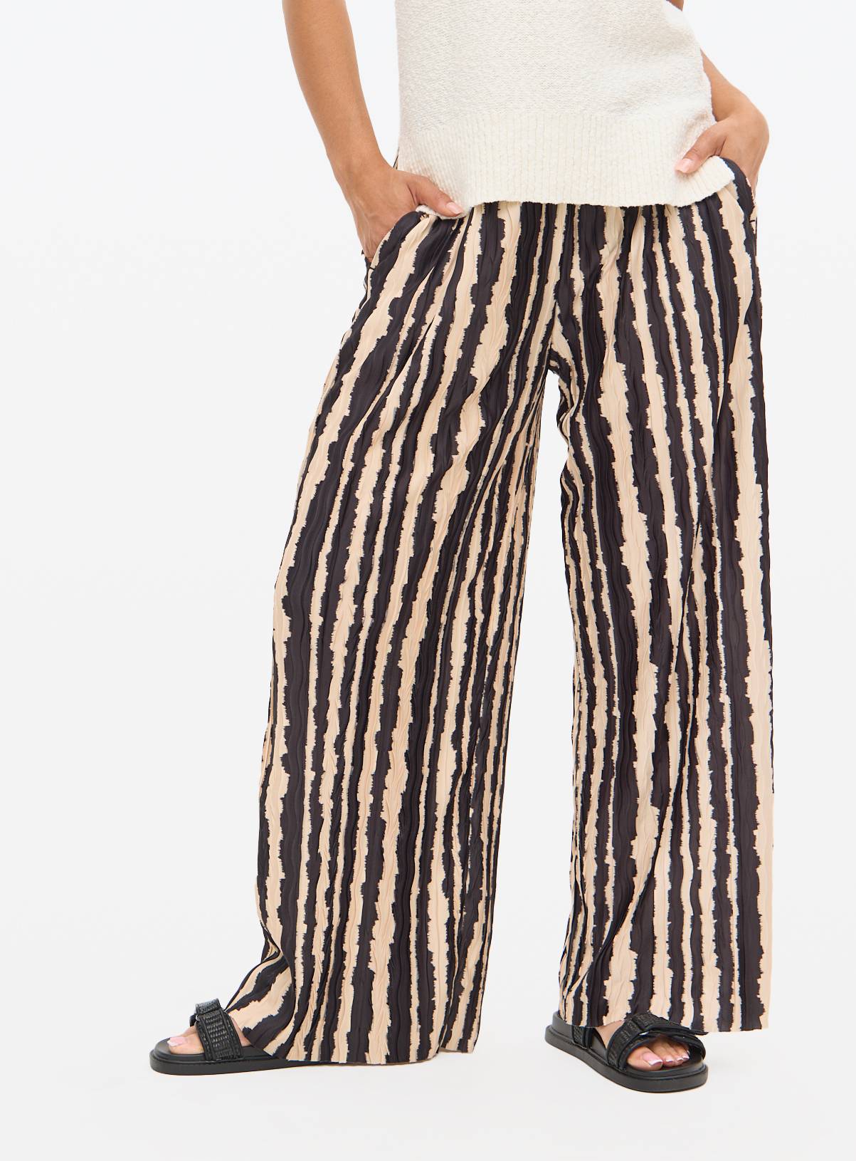 Mono Striped Plisse Ultra Wide Leg Co-ord Trousers  14 - Image 1