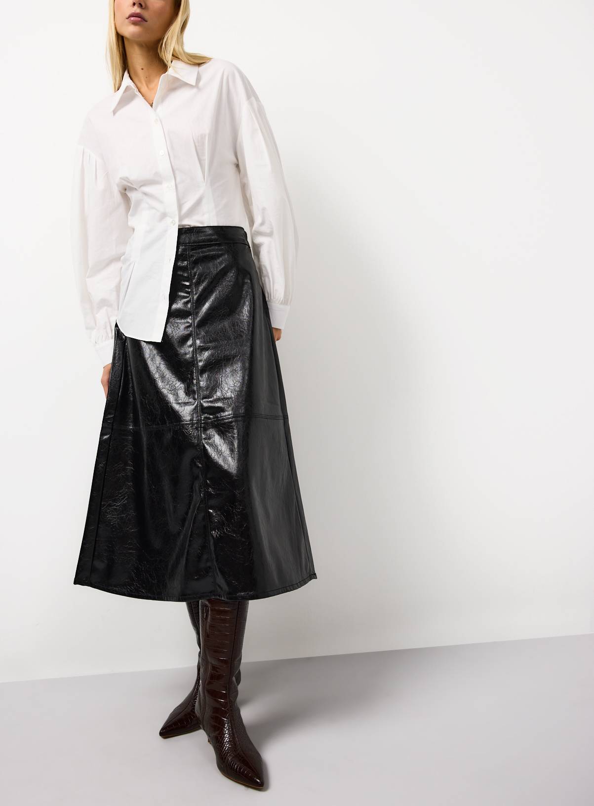 Black Vinyl Midaxi Full Skirt 10 - Image 3
