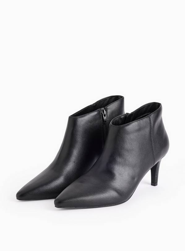 Black Pointed Toe Ankle Boots 6