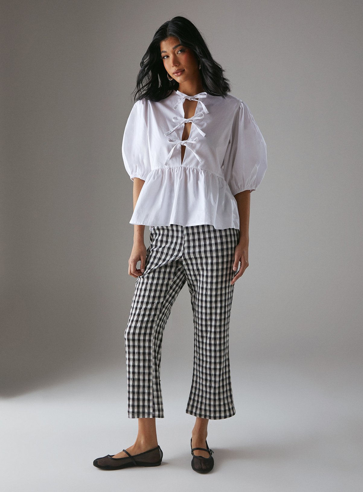 WAREHOUSE Gingham High Waisted Cropped Trousers 8 - Image 1 thumbnail